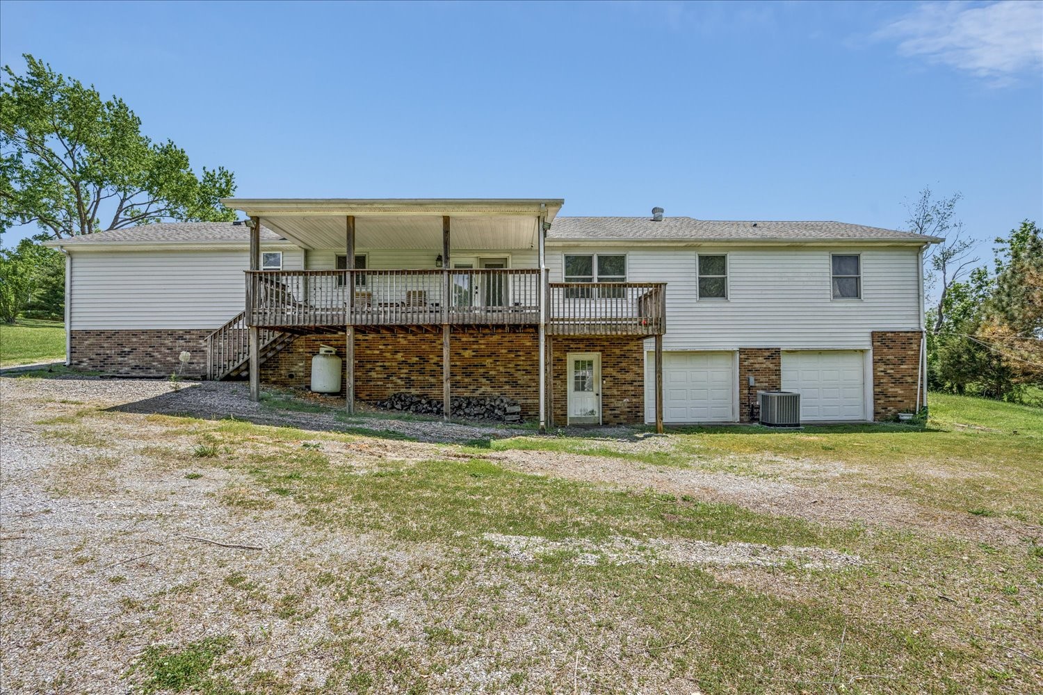 1323 York Rd Property Photo 31
