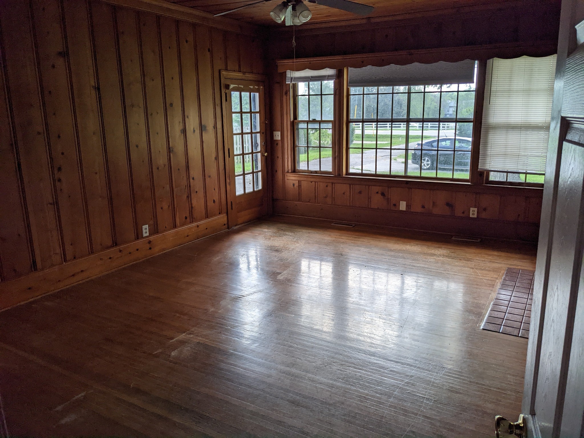 1289 Hunters Point Pike Property Photo 2