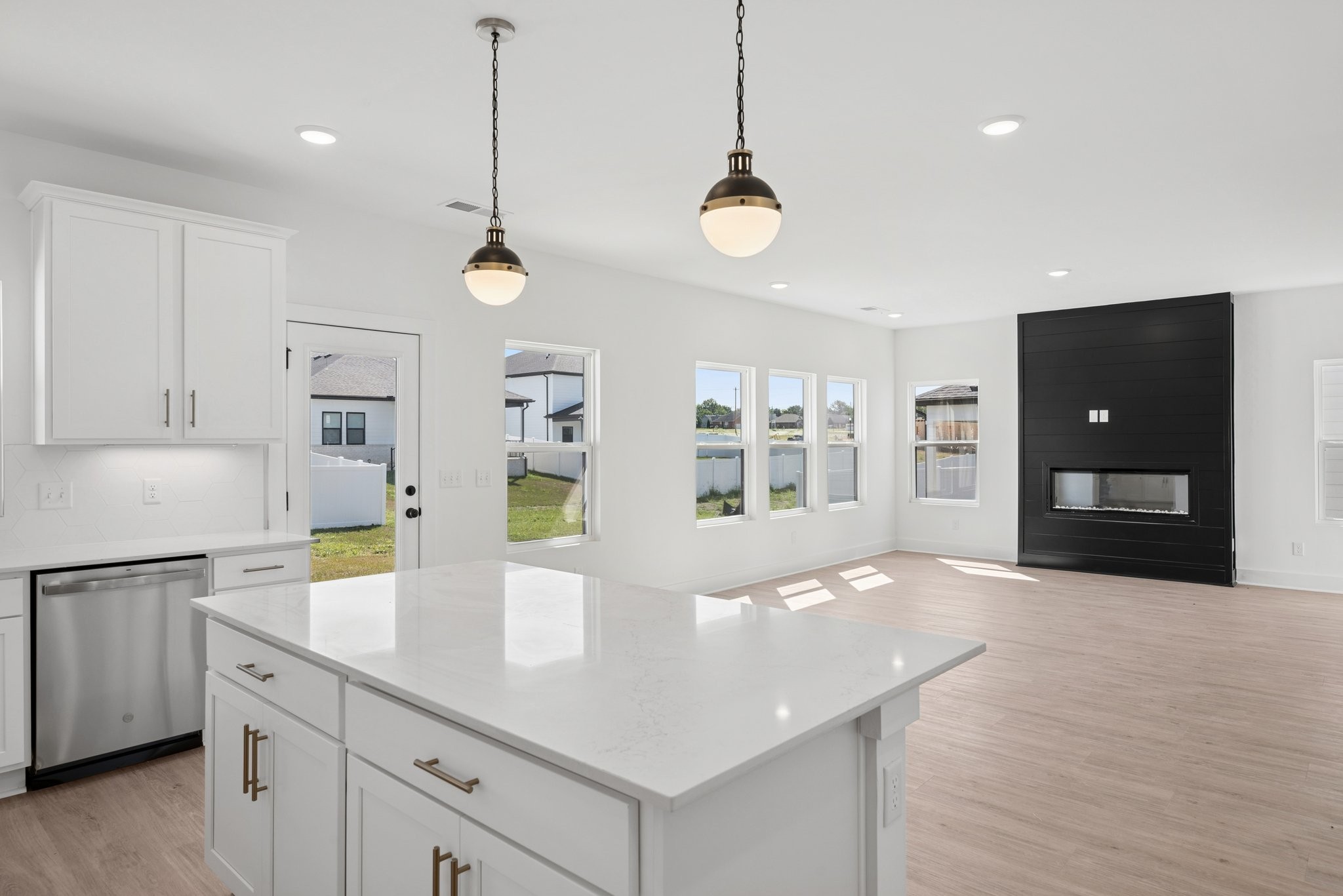 368 Kessel Street Property Photo 14
