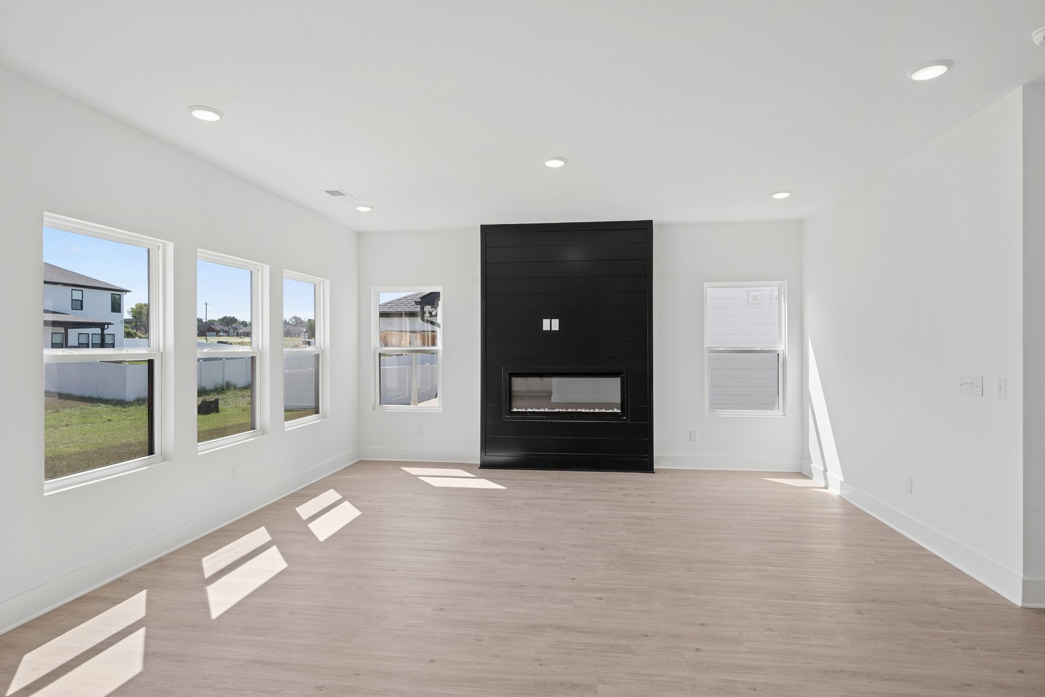 368 Kessel Street Property Photo 15