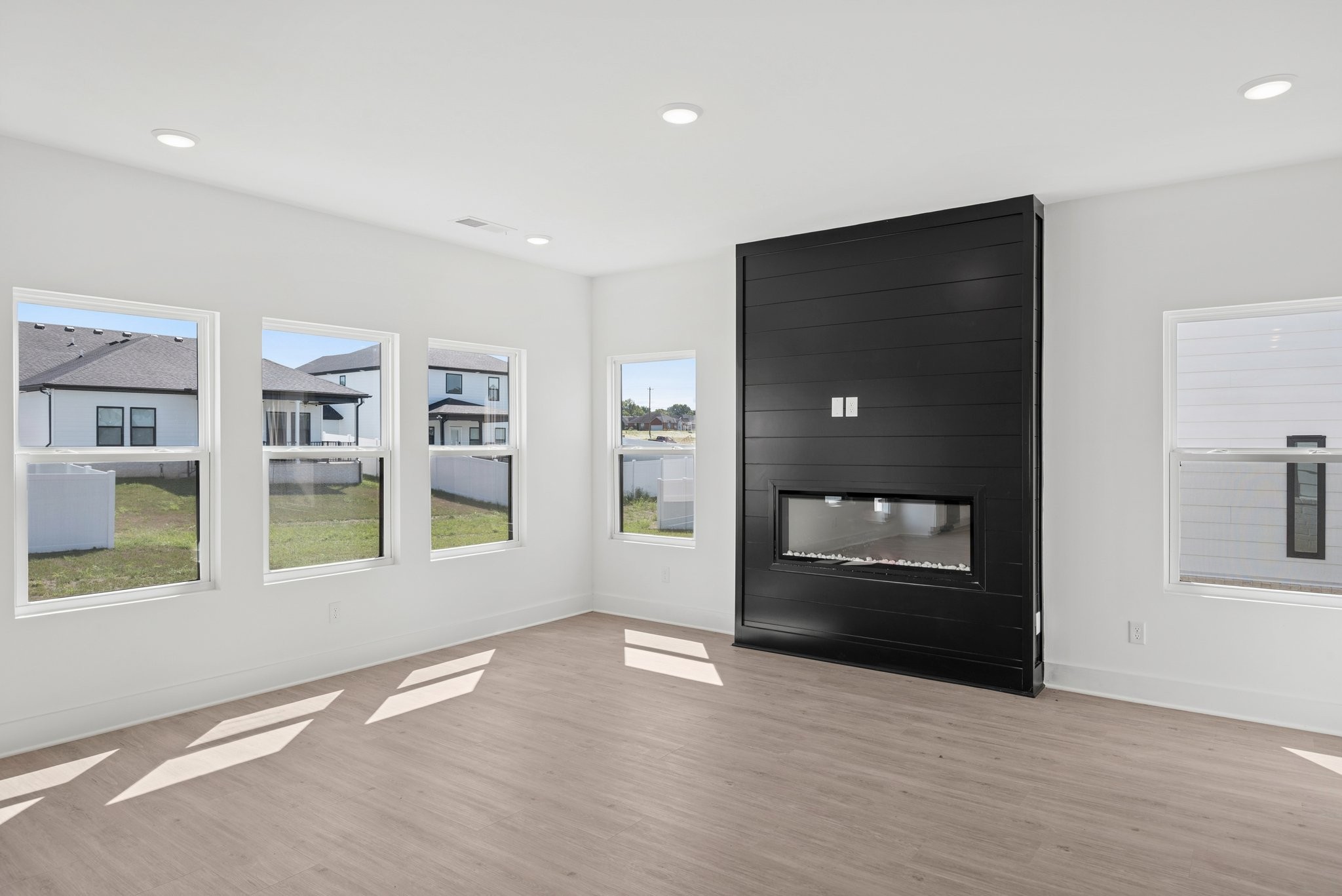 368 Kessel Street Property Photo 16