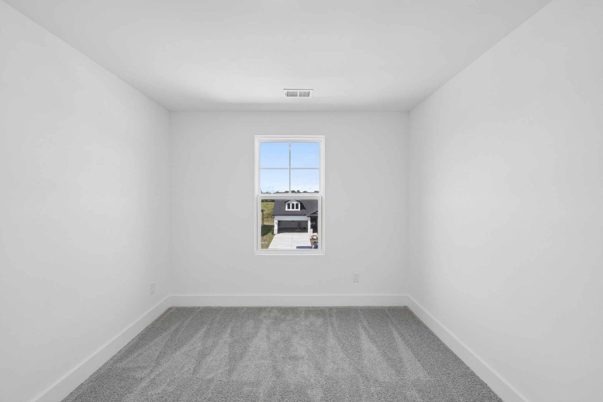 368 Kessel Street Property Photo 32