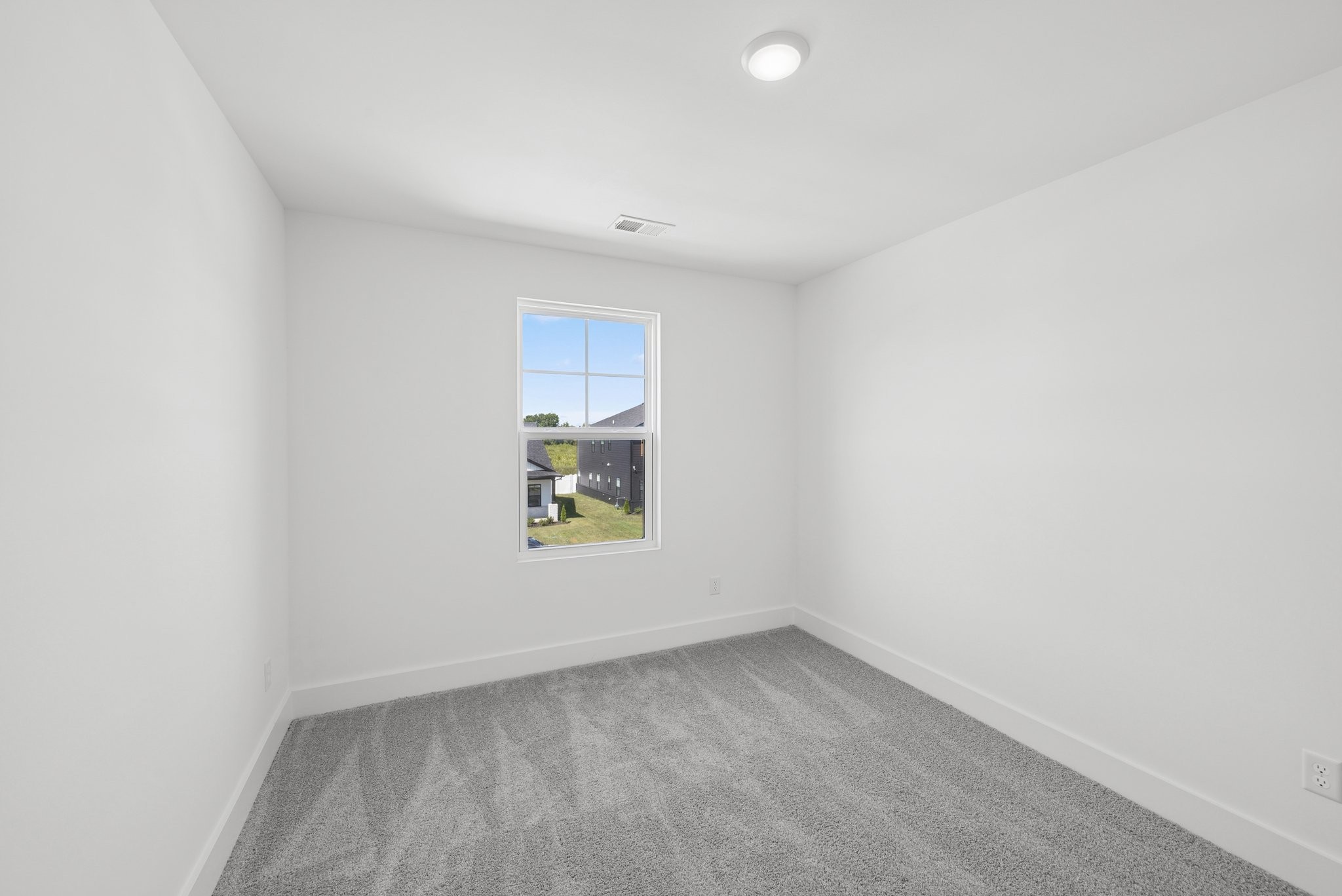 368 Kessel Street Property Photo 33