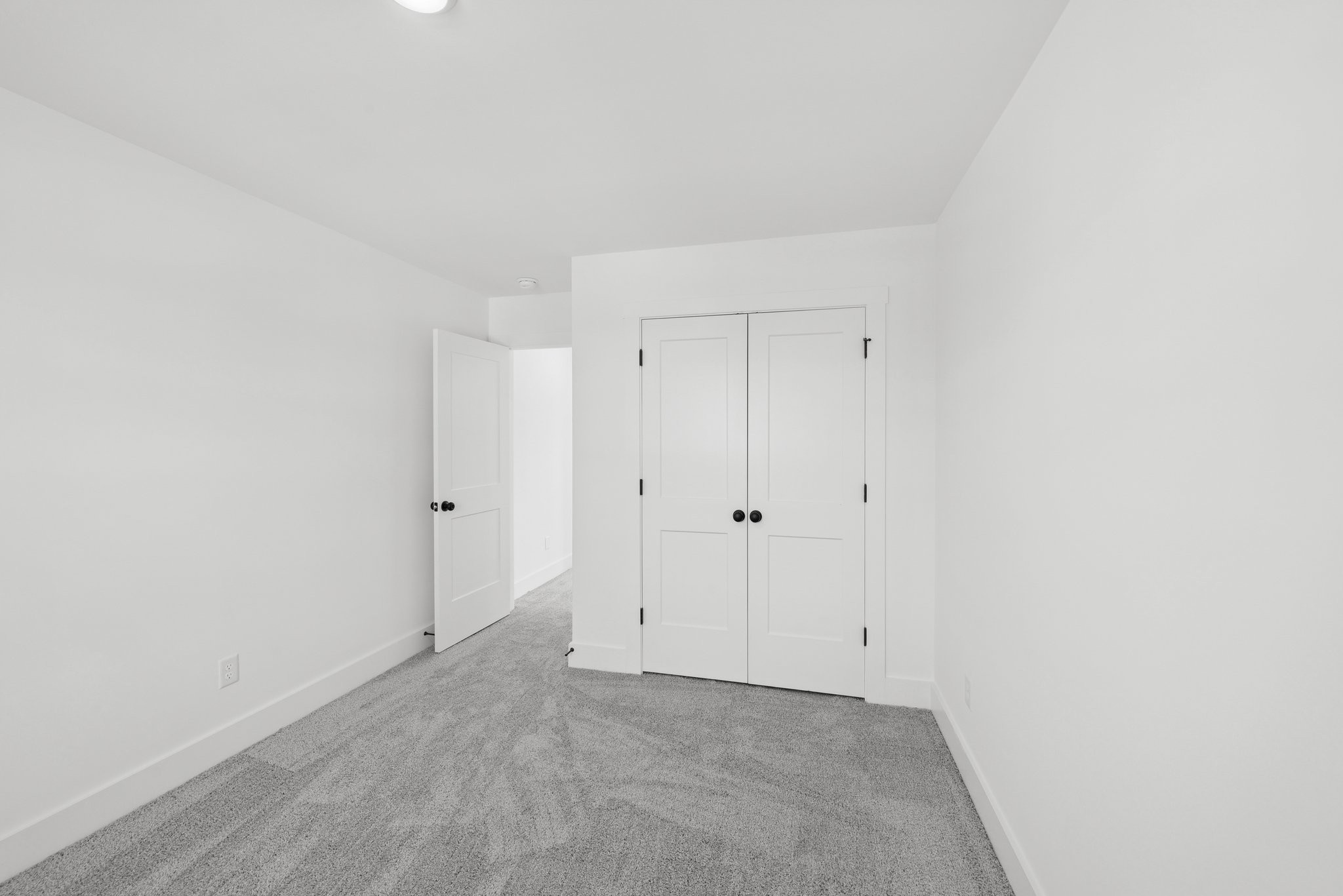 368 Kessel Street Property Photo 34