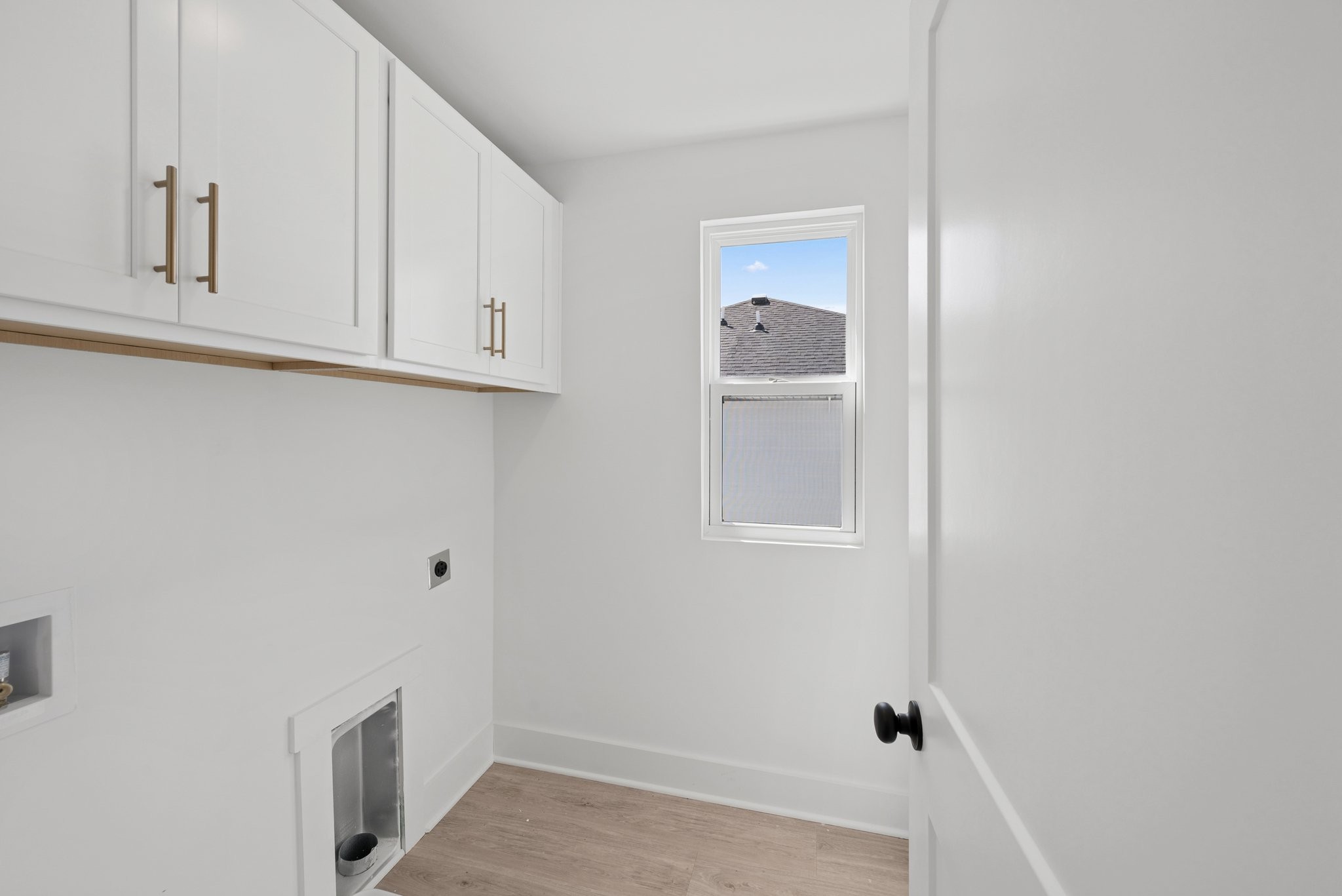 368 Kessel Street Property Photo 35