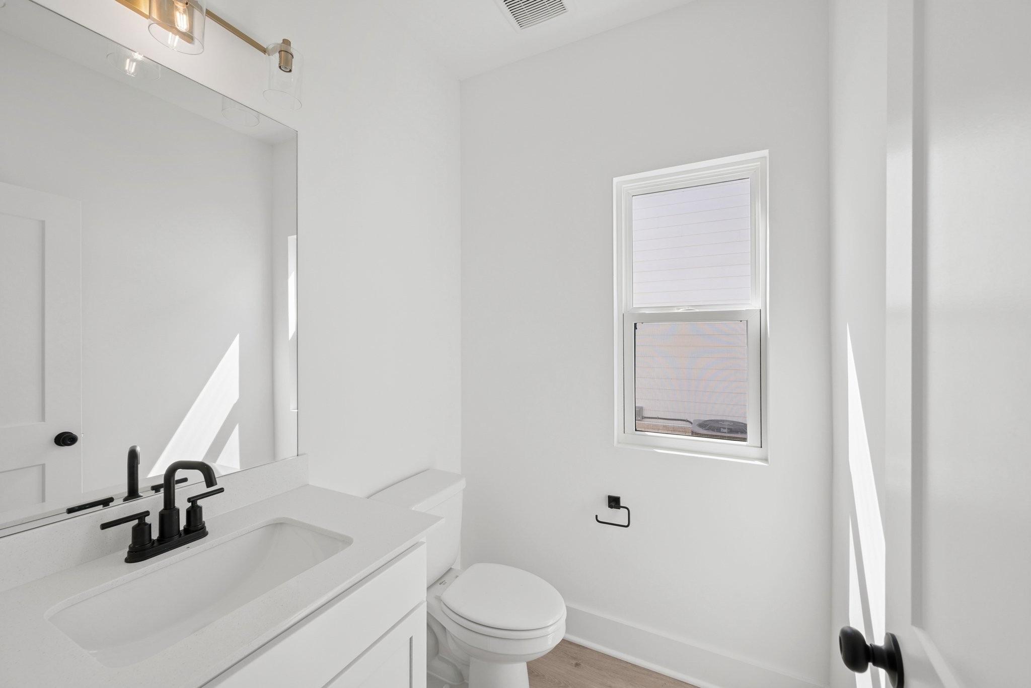 368 Kessel Street Property Photo 37