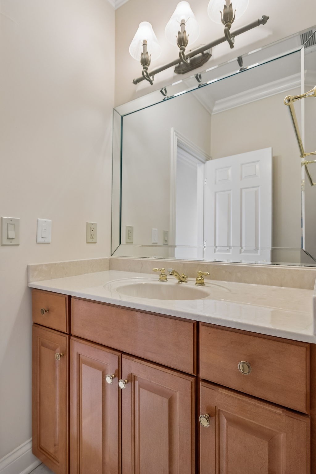 236 Gardenridge Dr Property Photo 43