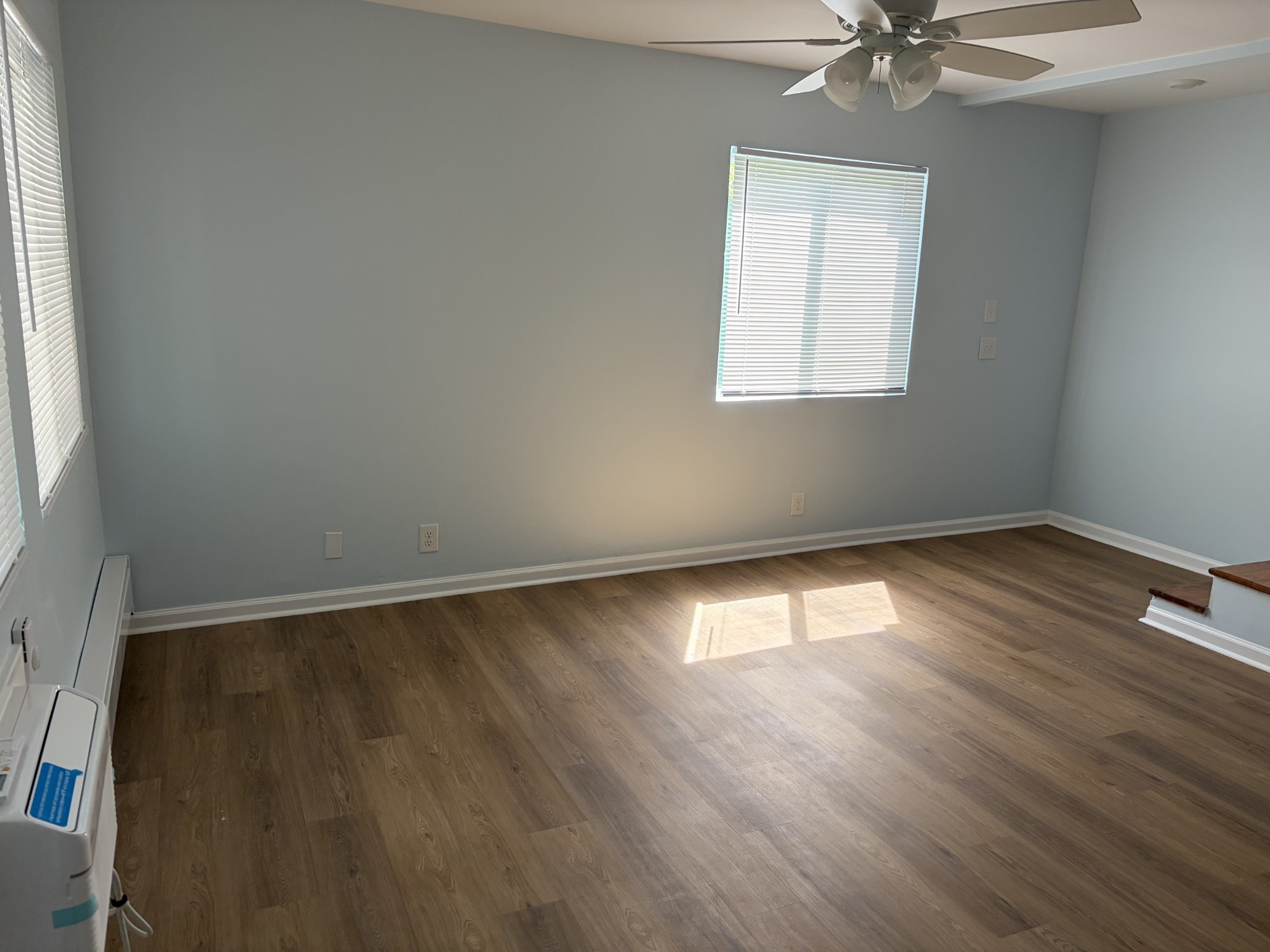 550 Harding Pl Property Photo 3