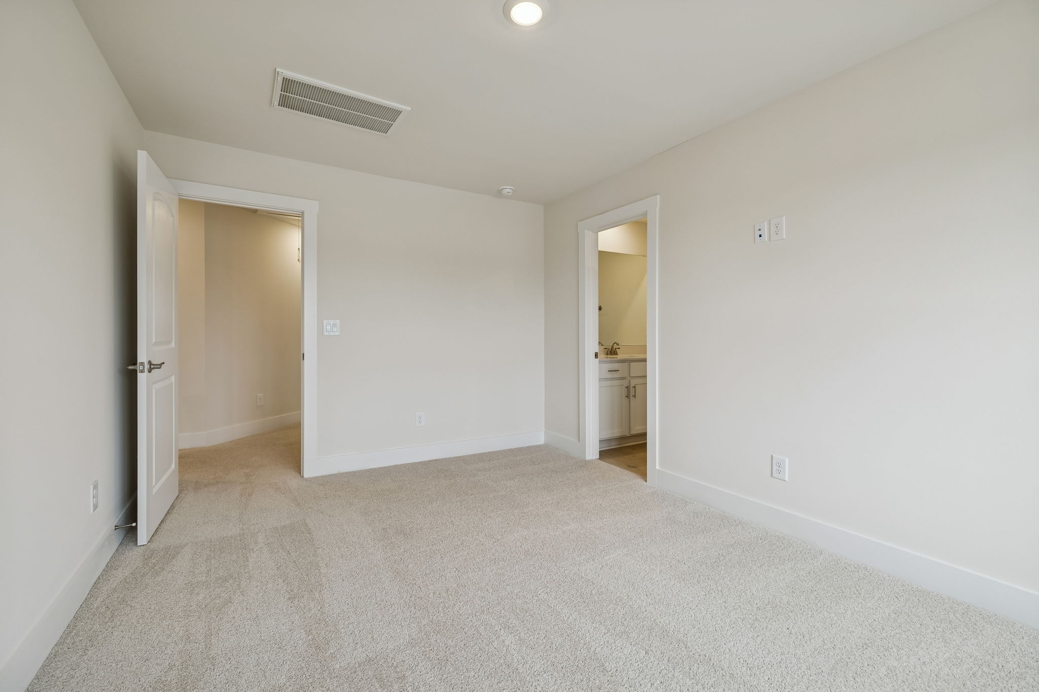 206 Dry Creek Commons Property Photo 30