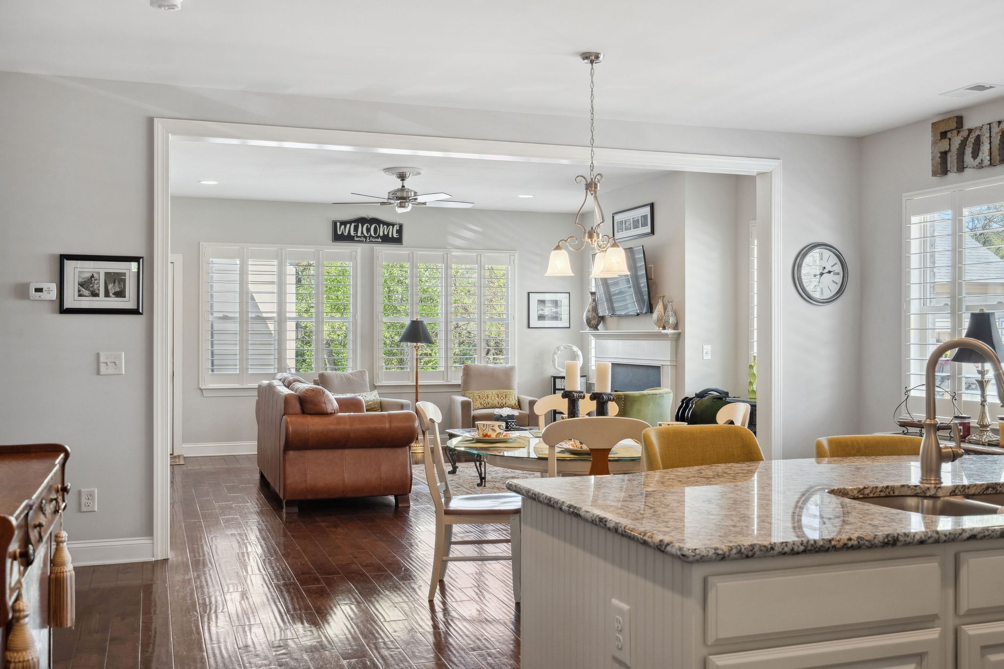804 Charming Ct Property Photo 11