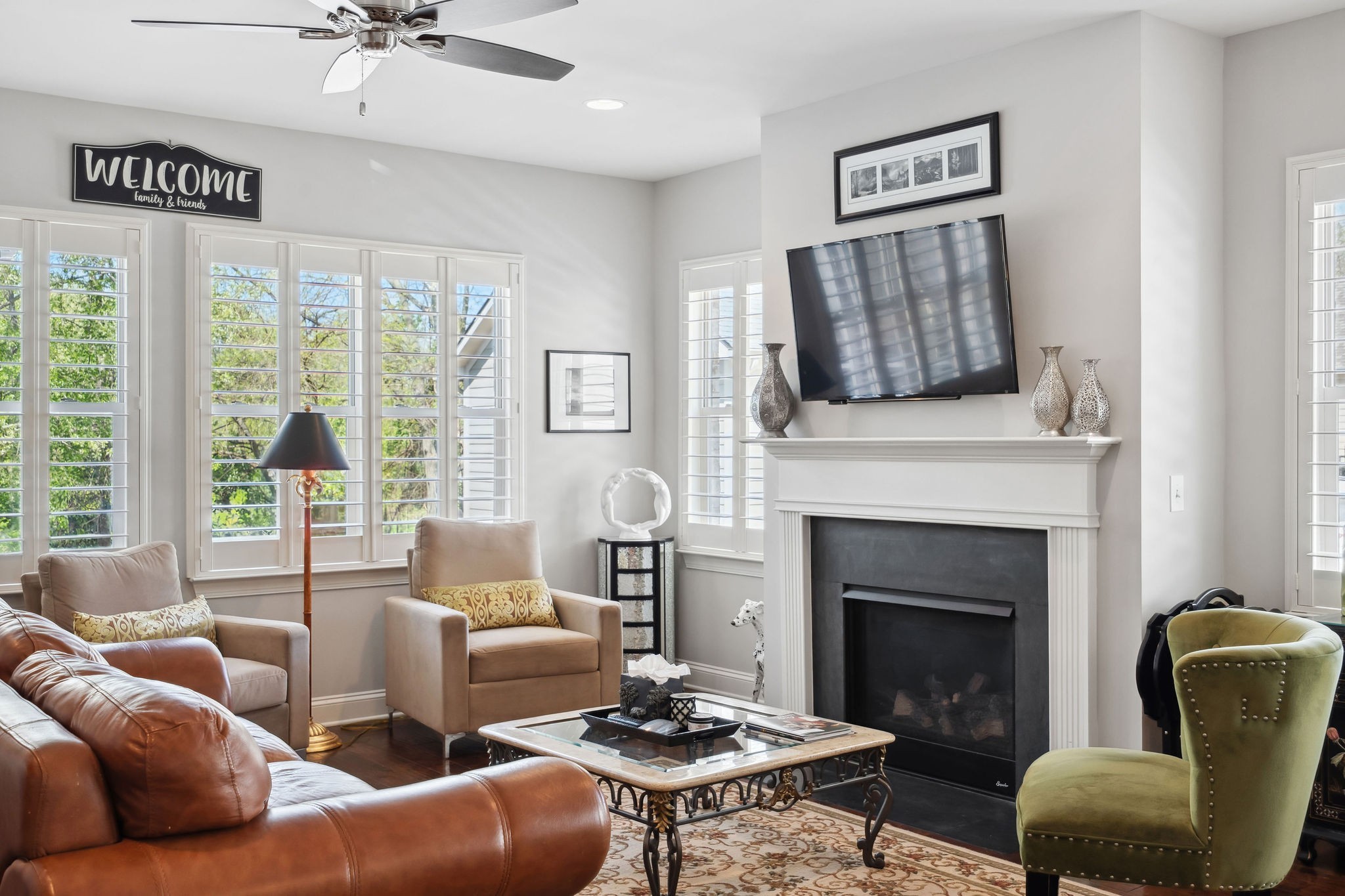 804 Charming Ct Property Photo 16
