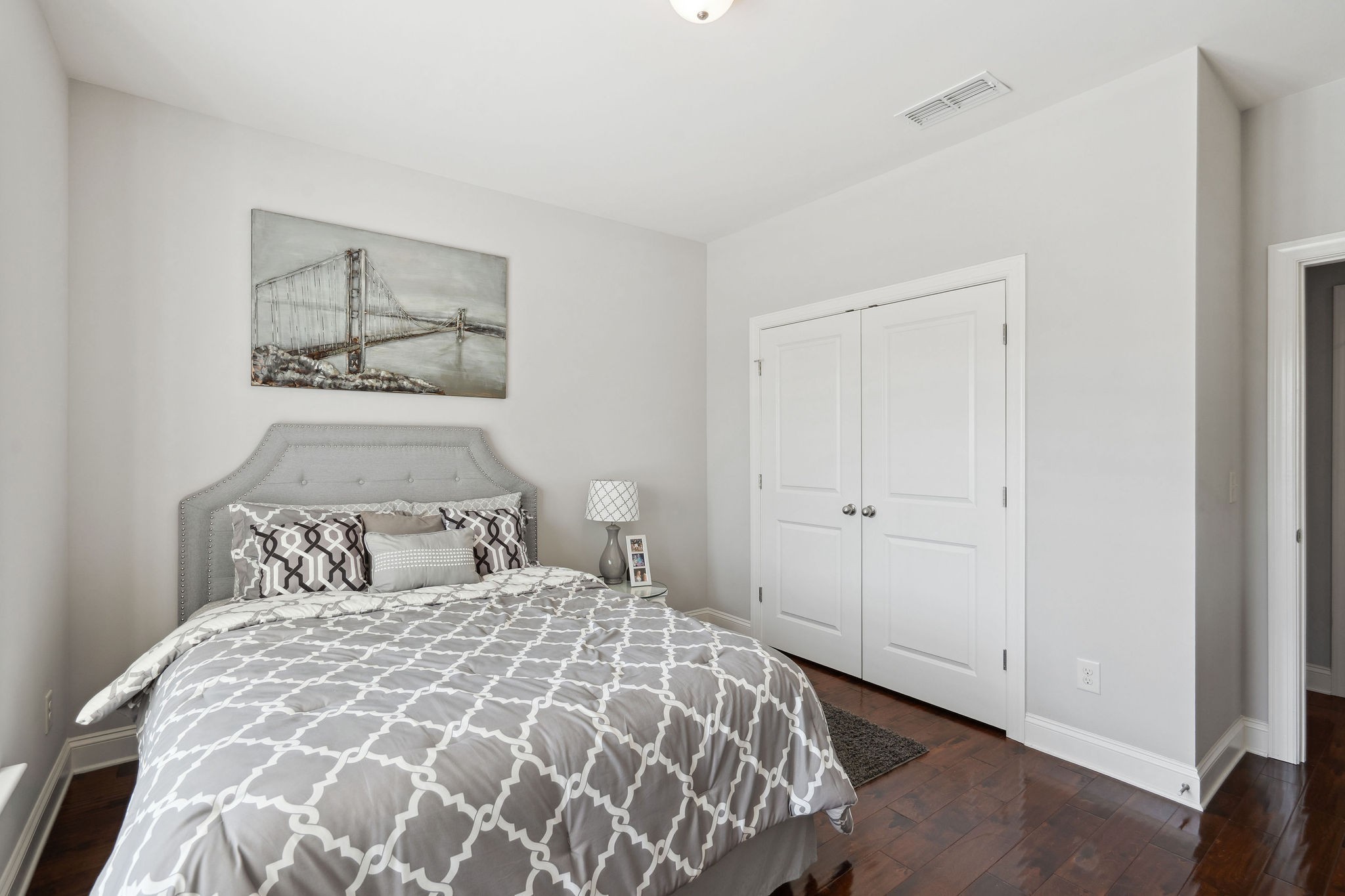 804 Charming Ct Property Photo 25