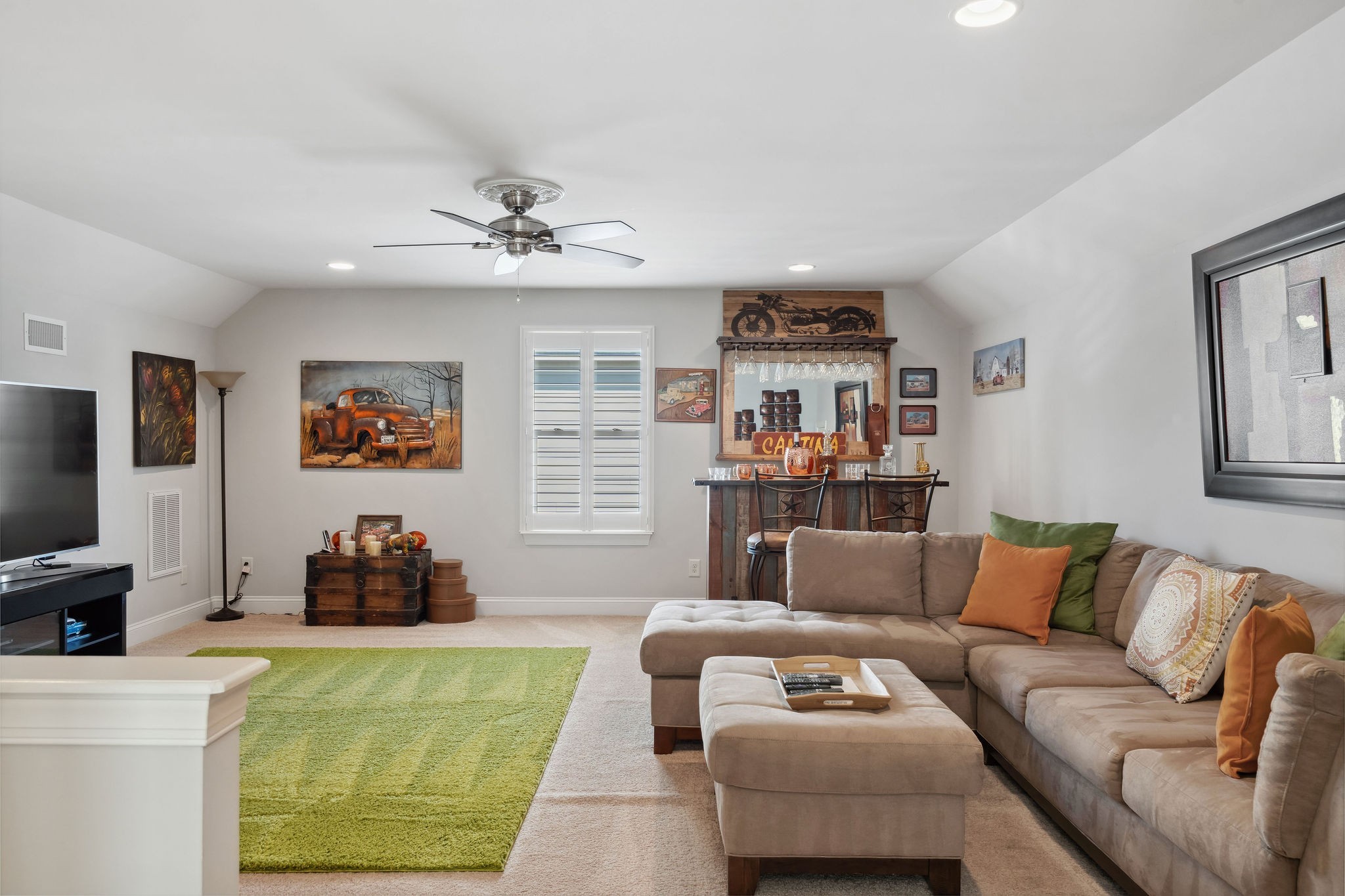 804 Charming Ct Property Photo 30