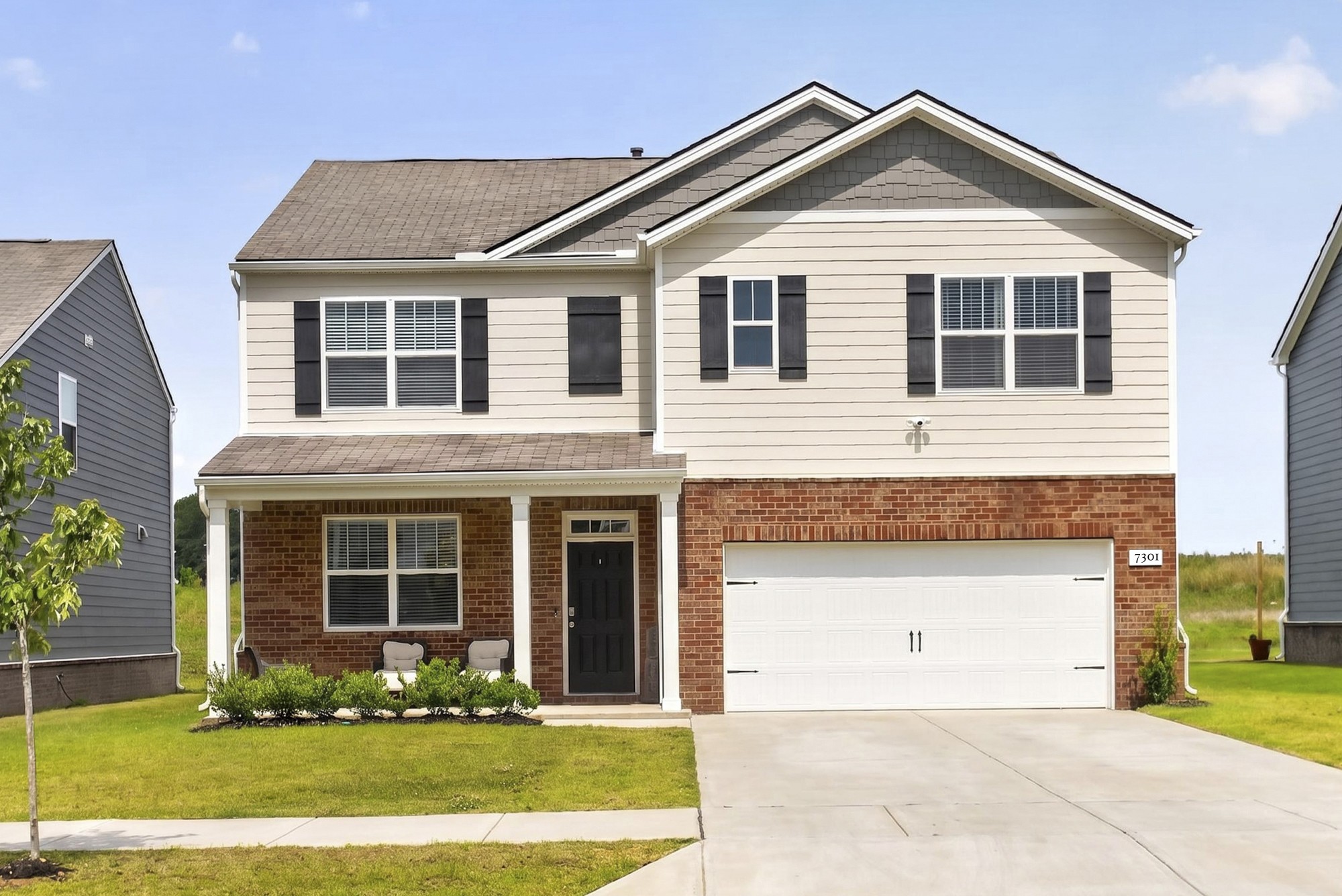 7301 Golden Way Property Photo 1