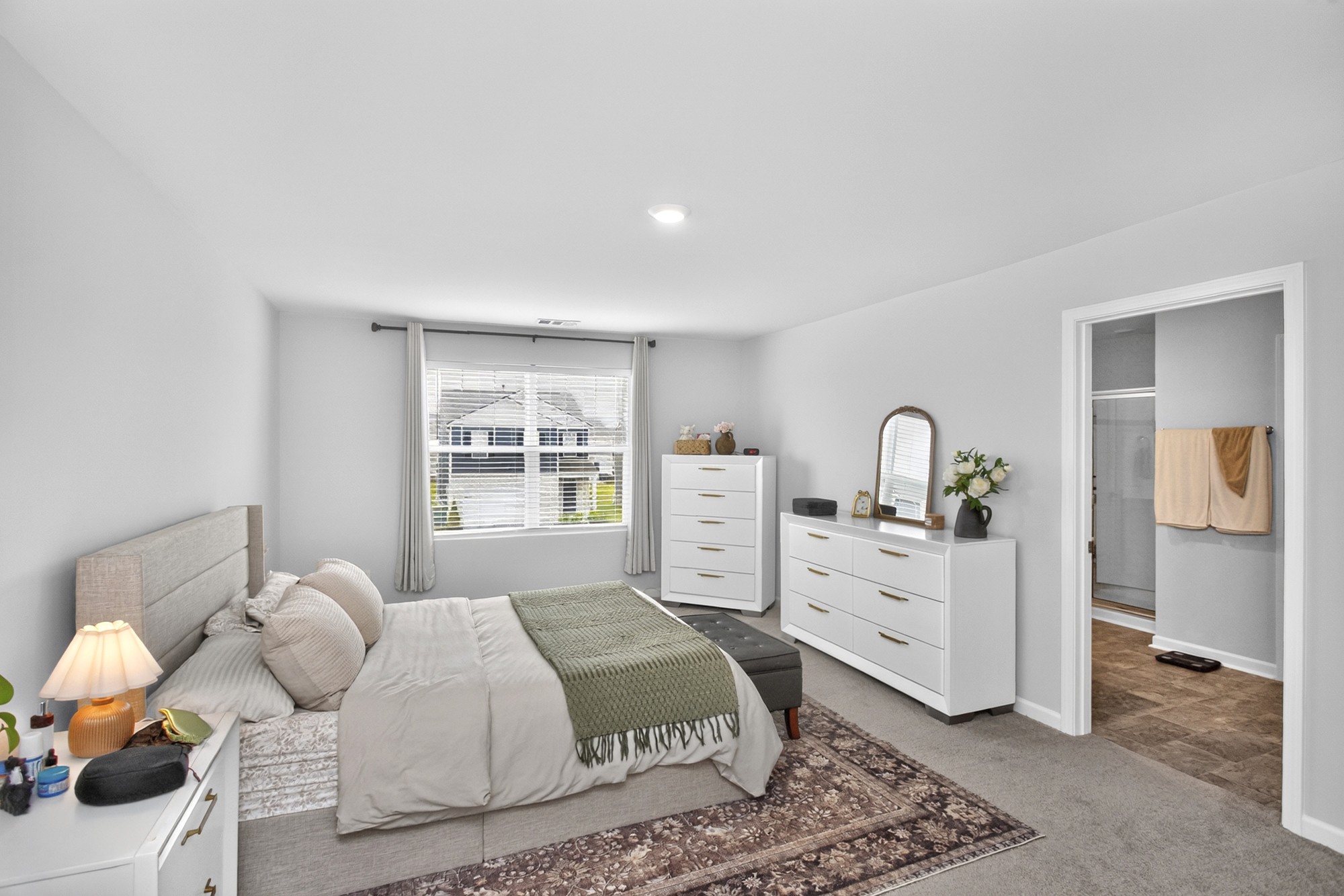 7301 Golden Way Property Photo 6