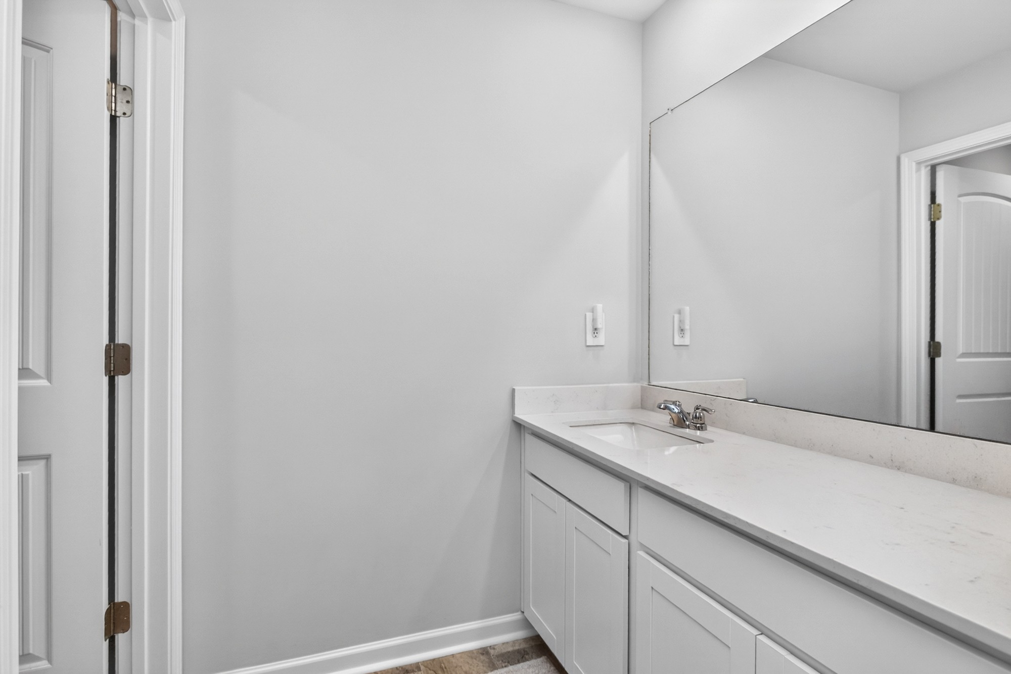 7301 Golden Way Property Photo 31