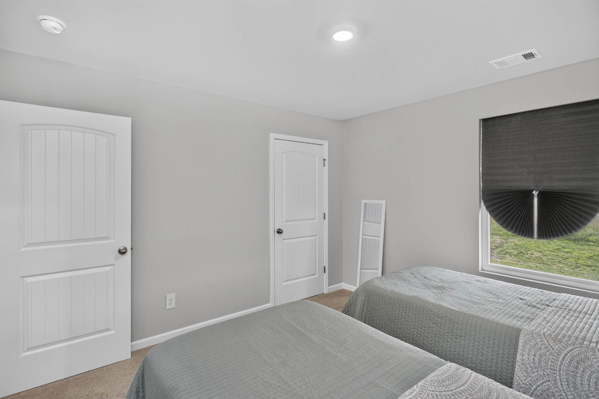 7301 Golden Way Property Photo 32