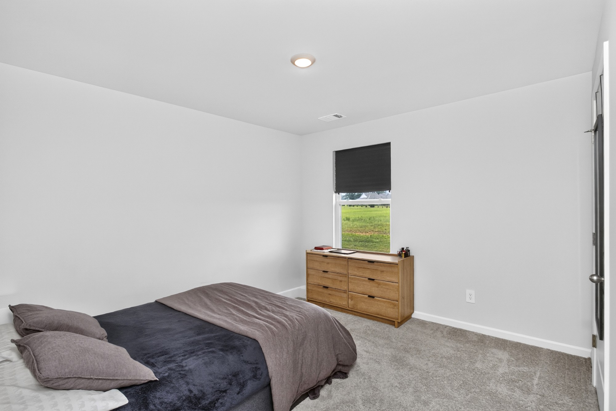 7301 Golden Way Property Photo 35