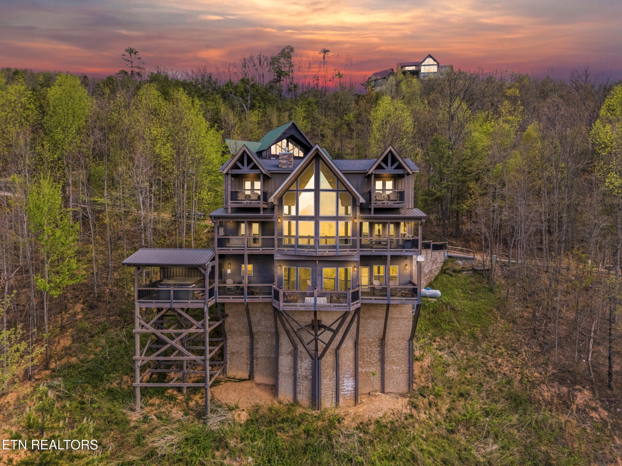 2643 Dogwood Ridge Way
