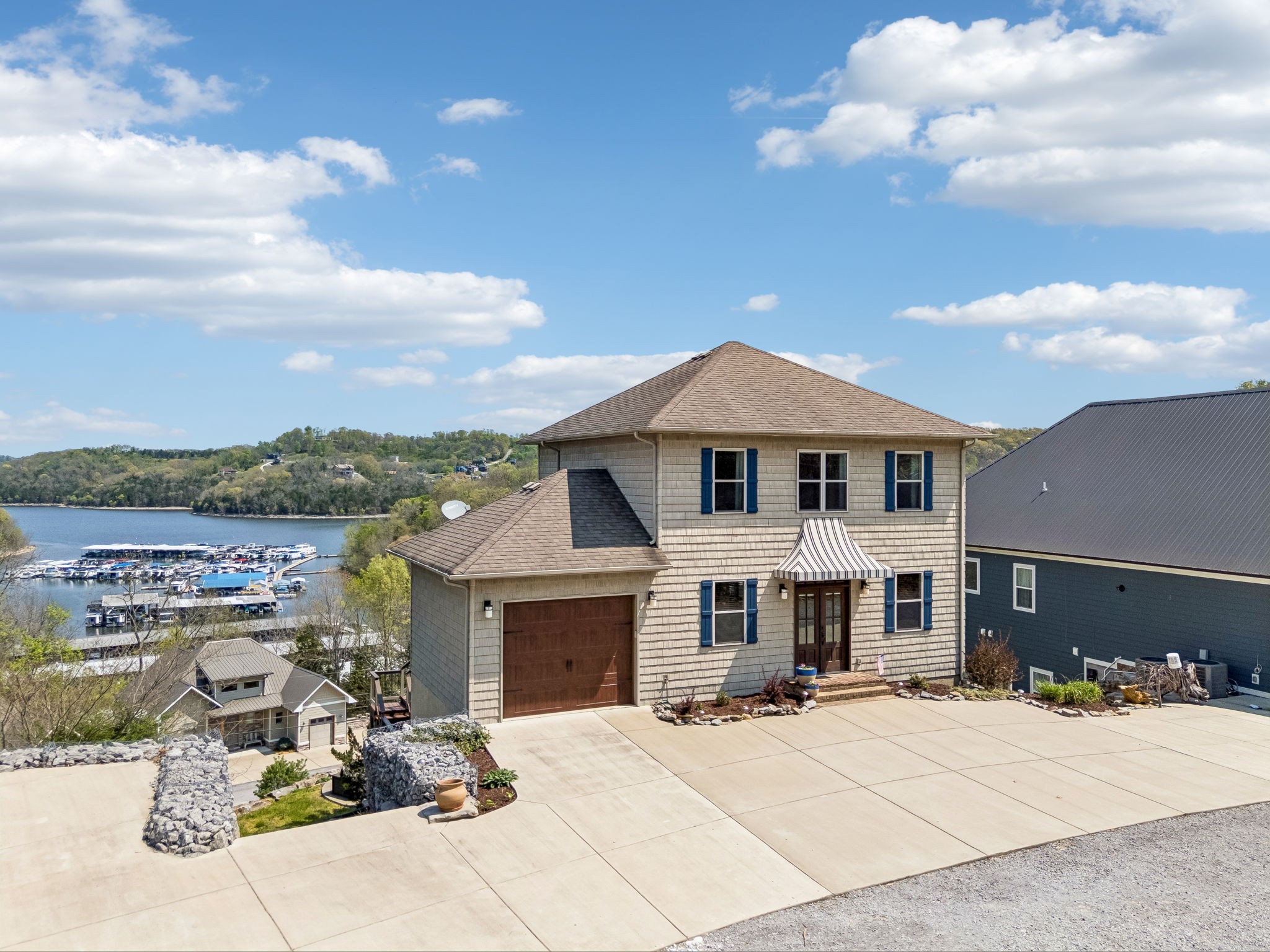 350 Blue Moon Rdg Property Photo 1