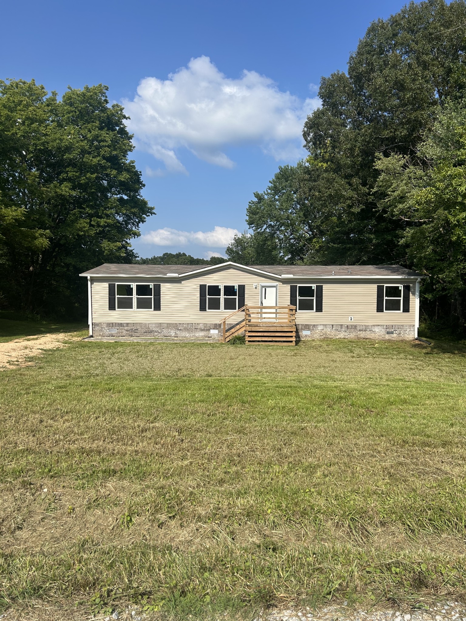 177 Georgia Ave, S Property Photo 1