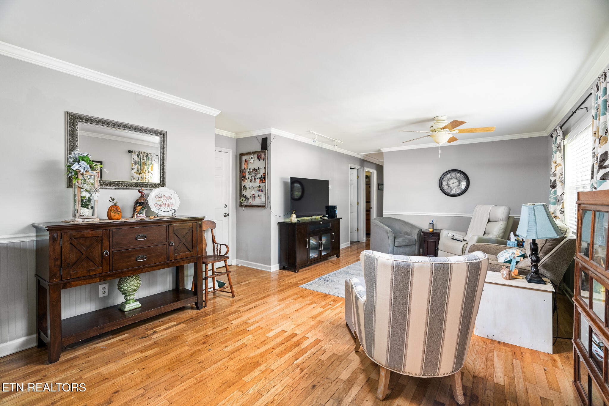 1631 Maplegreen Lane Property Photo 4