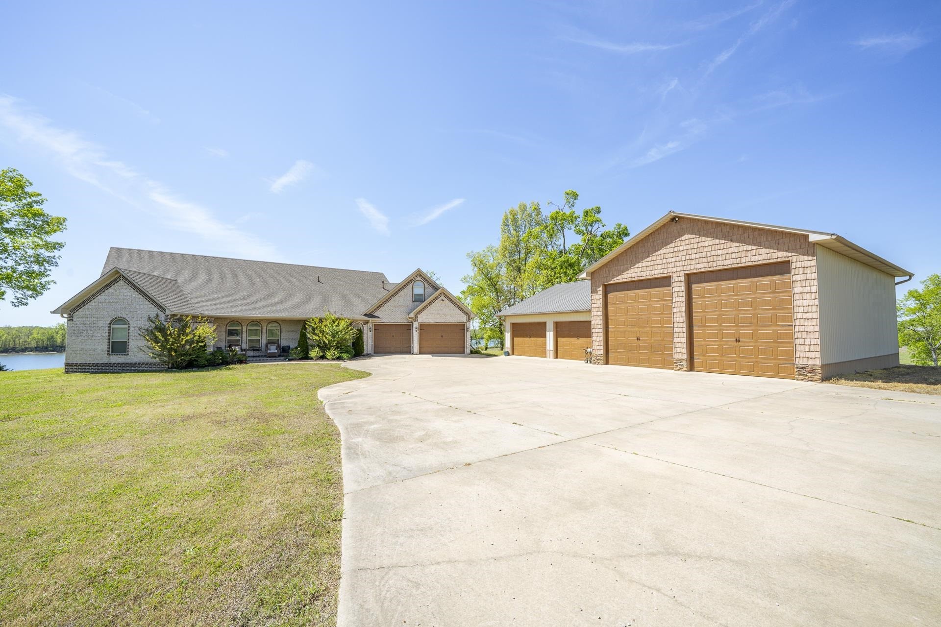 875 Faith Ln Property Photo 1
