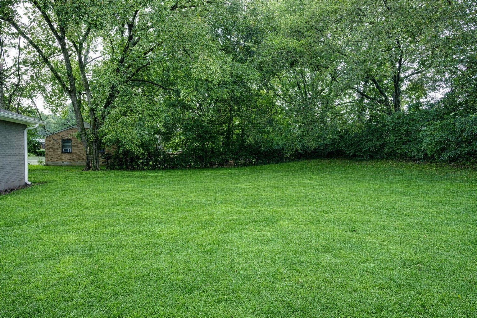 100 Haven St Property Photo 8