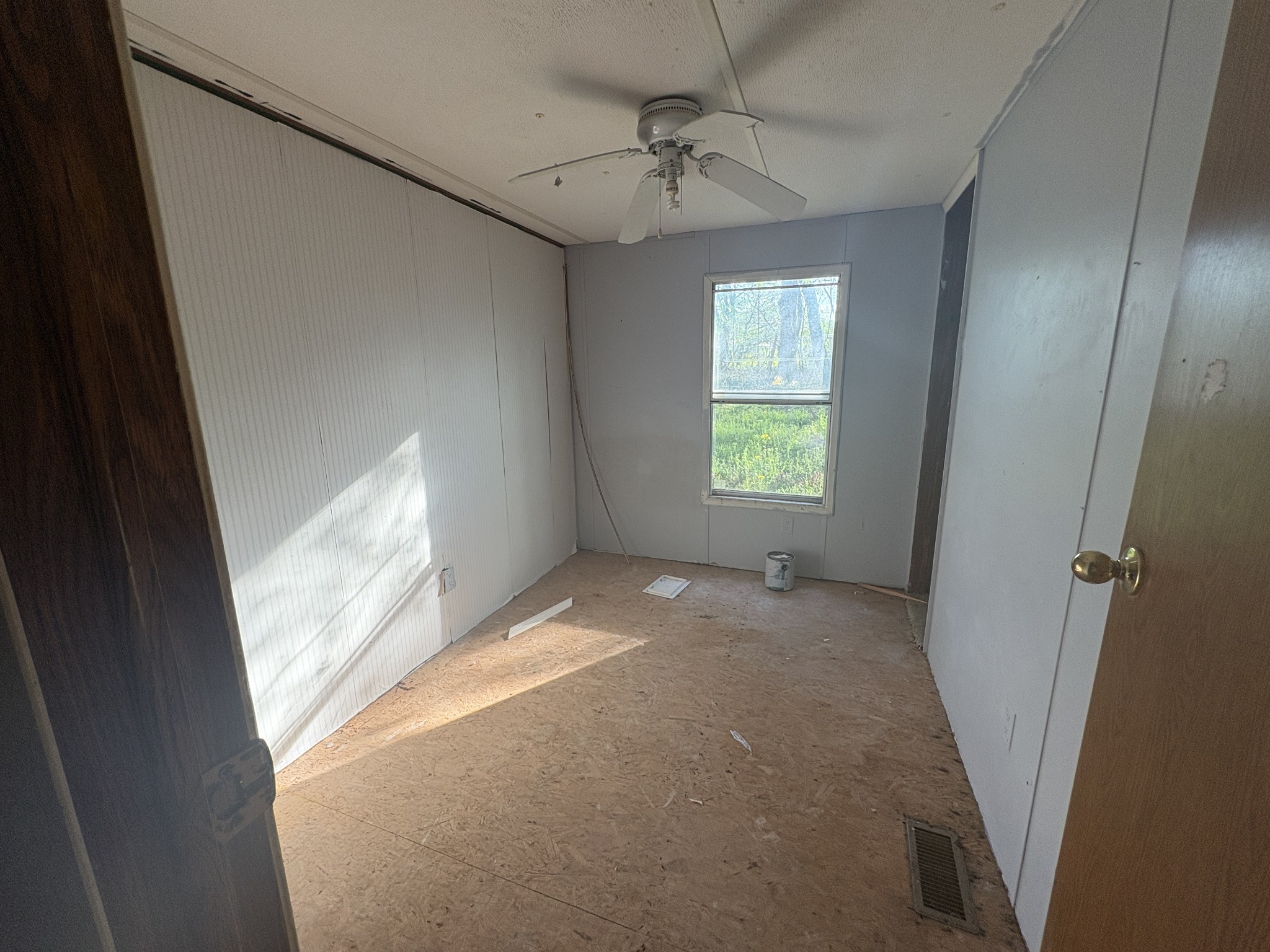 215 Frederick Loop Property Photo 9