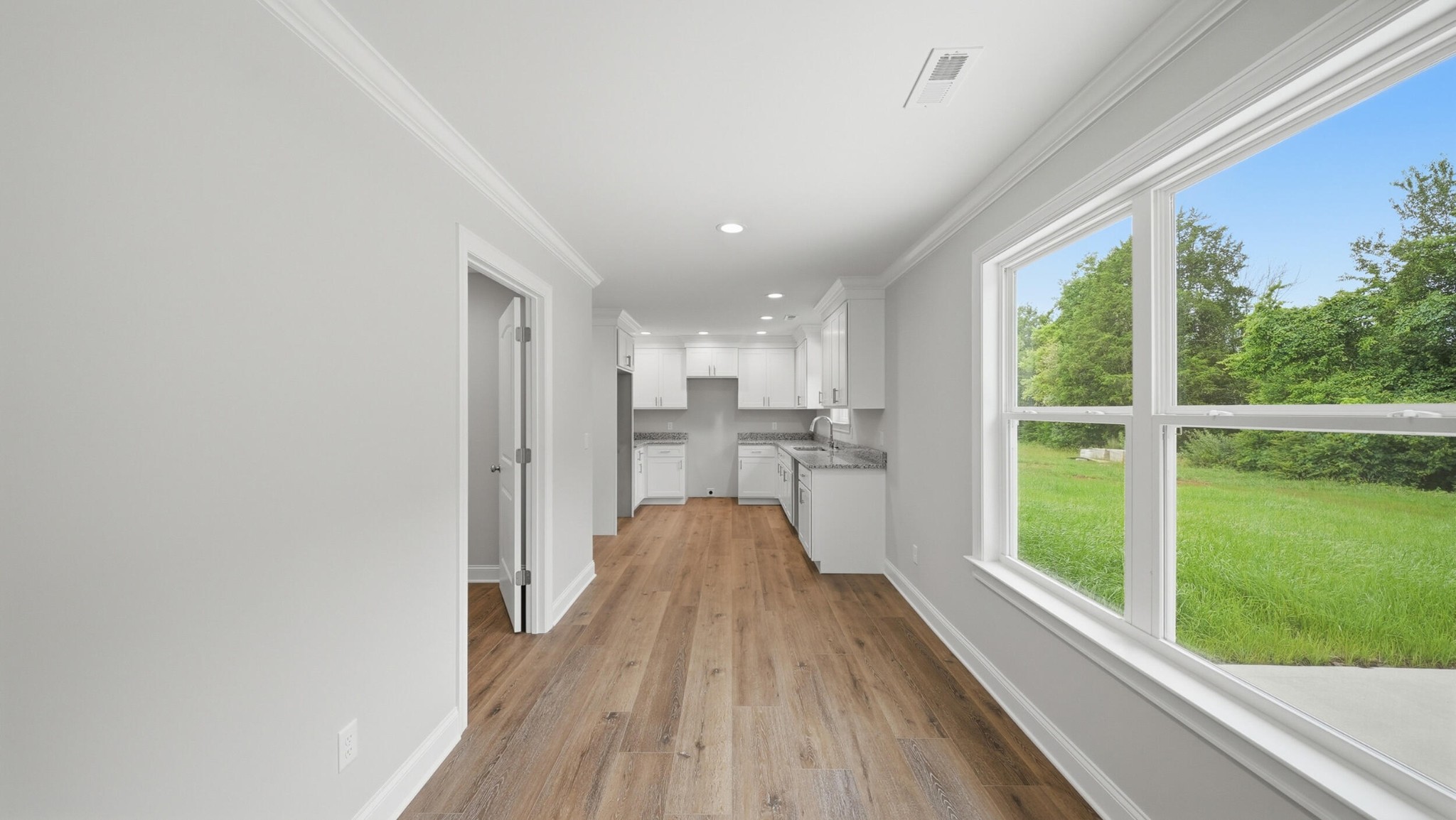 8076 Abraham Lane Property Photo 9