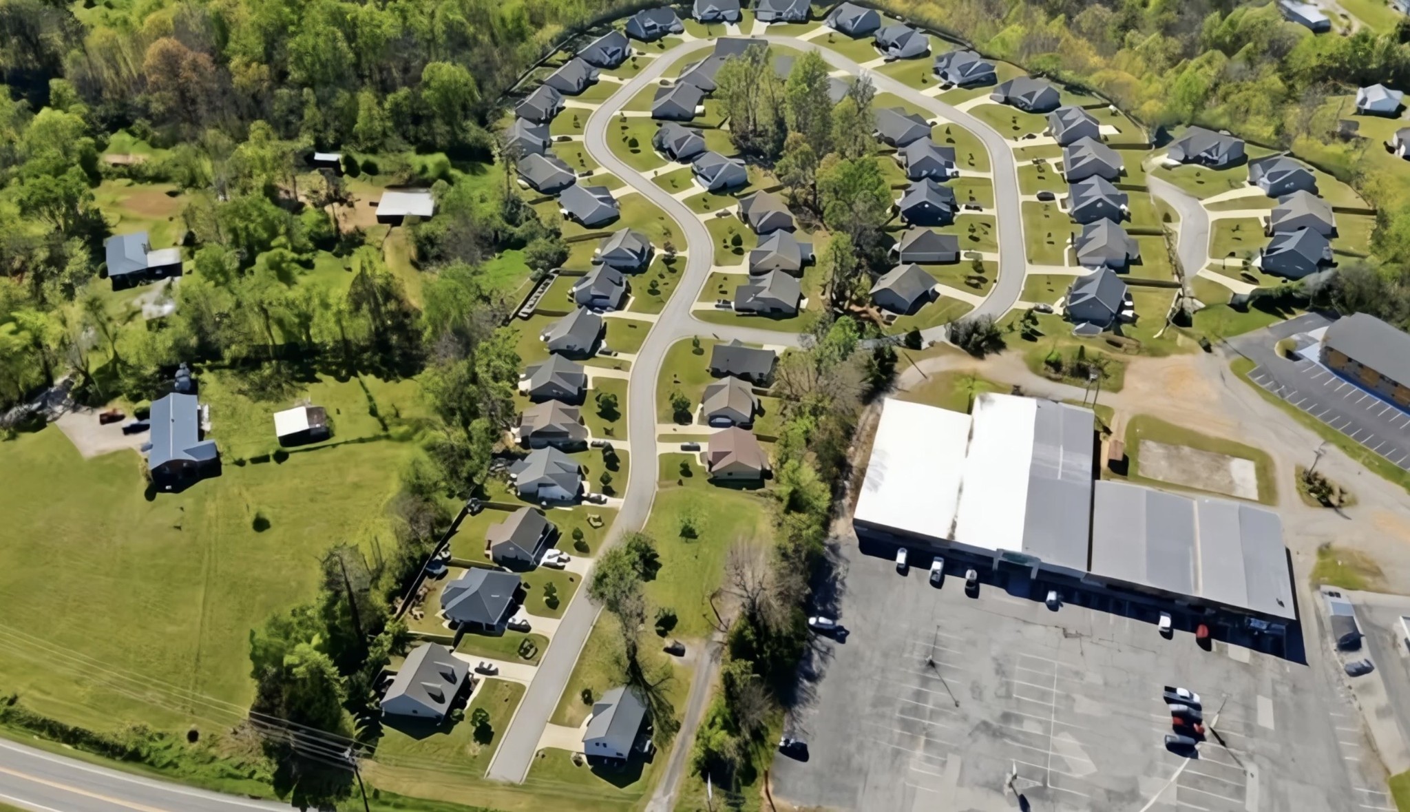 661 Highway 100 Property Photo 3