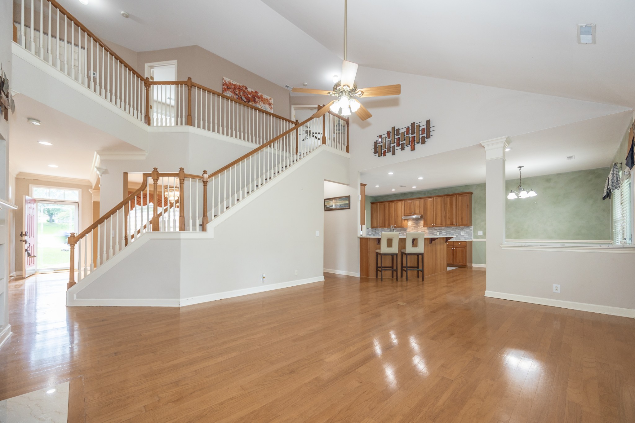 1204 Misty Glen Ct Property Photo 7