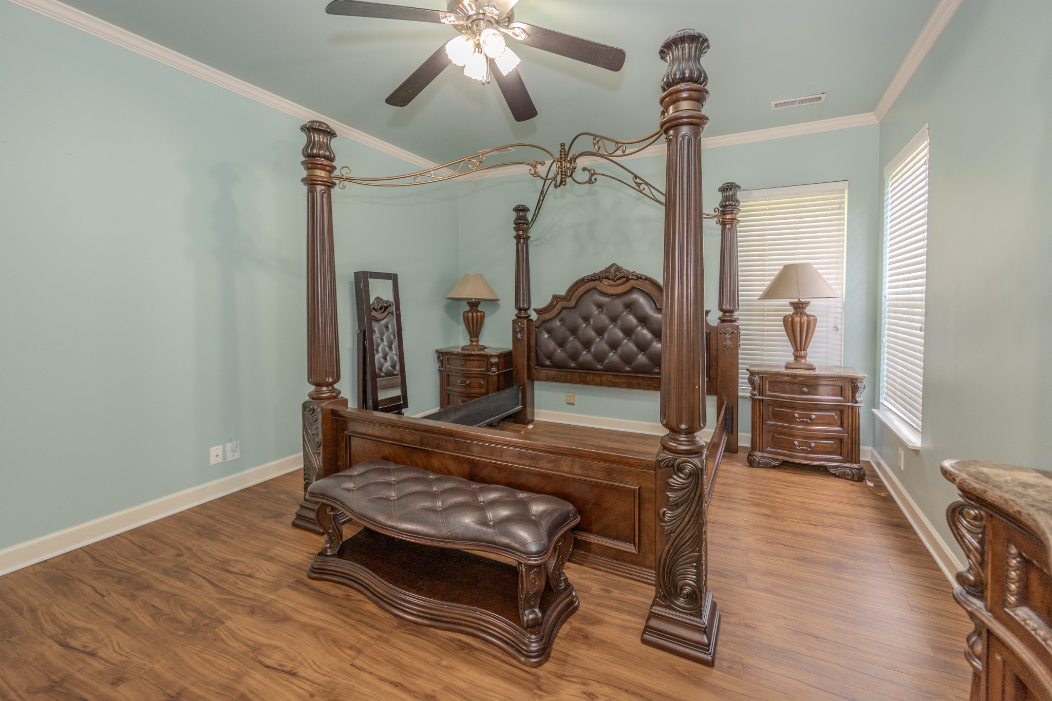 1204 Misty Glen Ct Property Photo 22