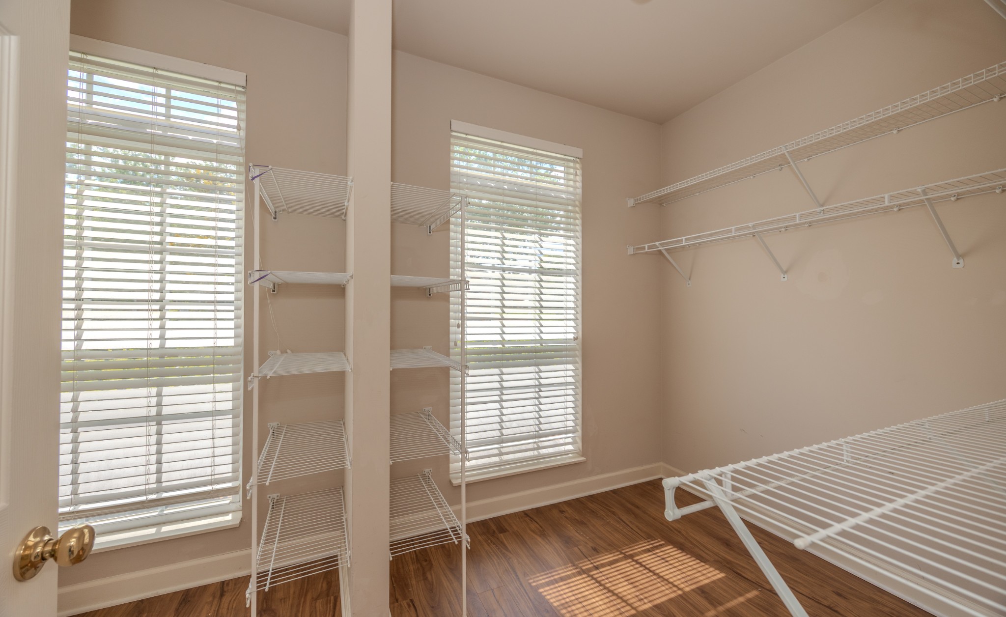 1204 Misty Glen Ct Property Photo 24