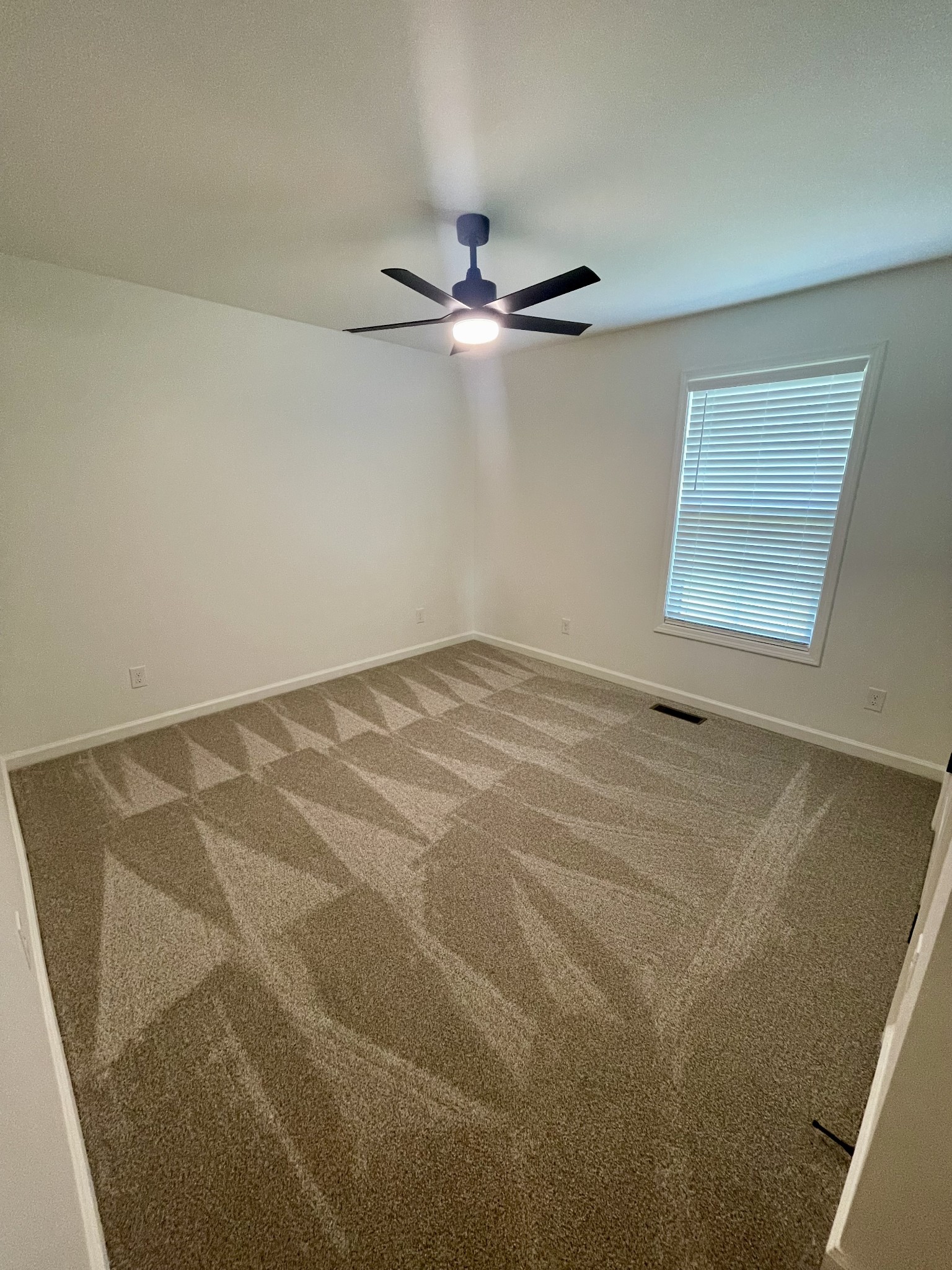 100 Donald Dr Property Photo 14