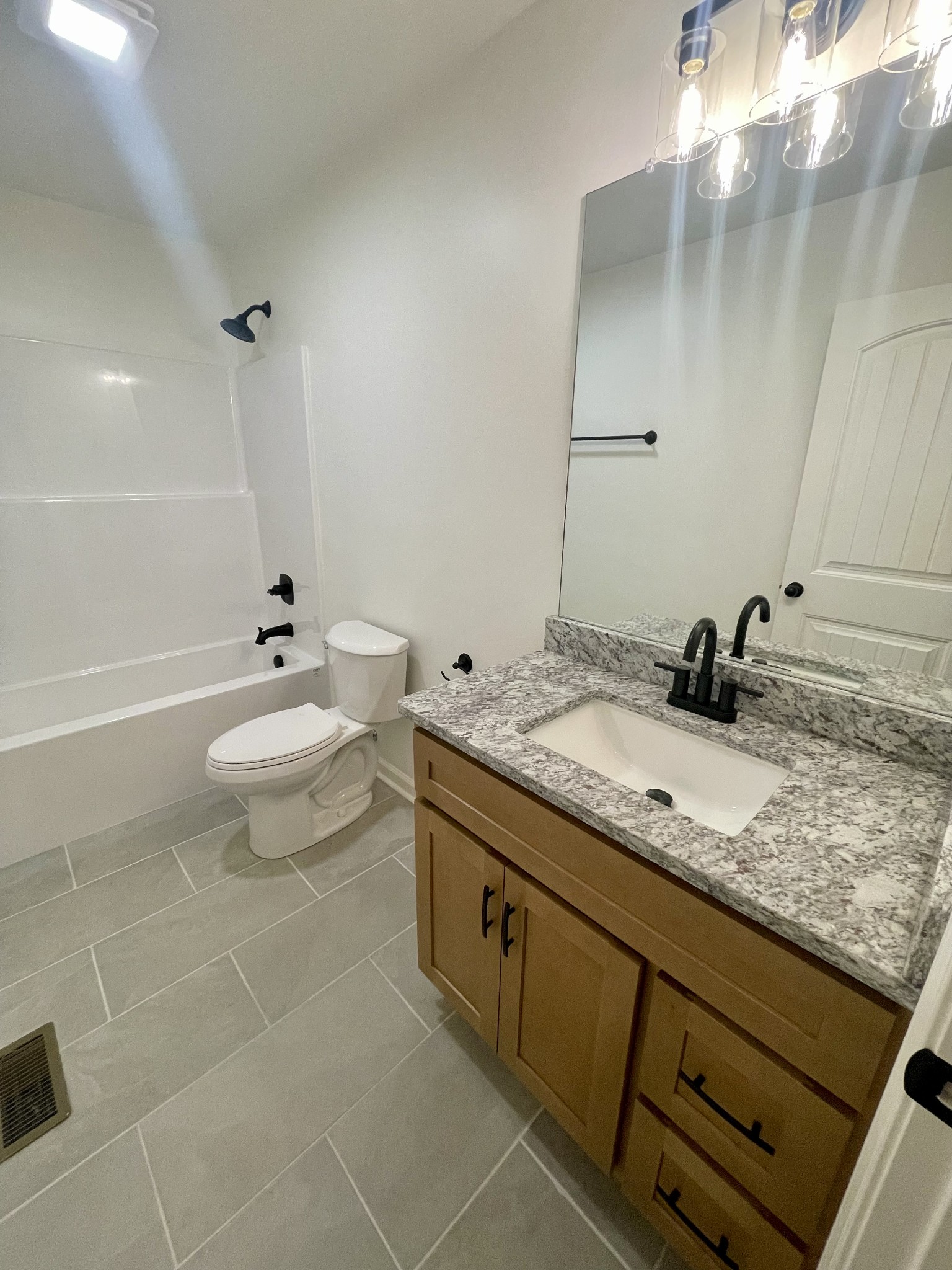 100 Donald Dr Property Photo 15