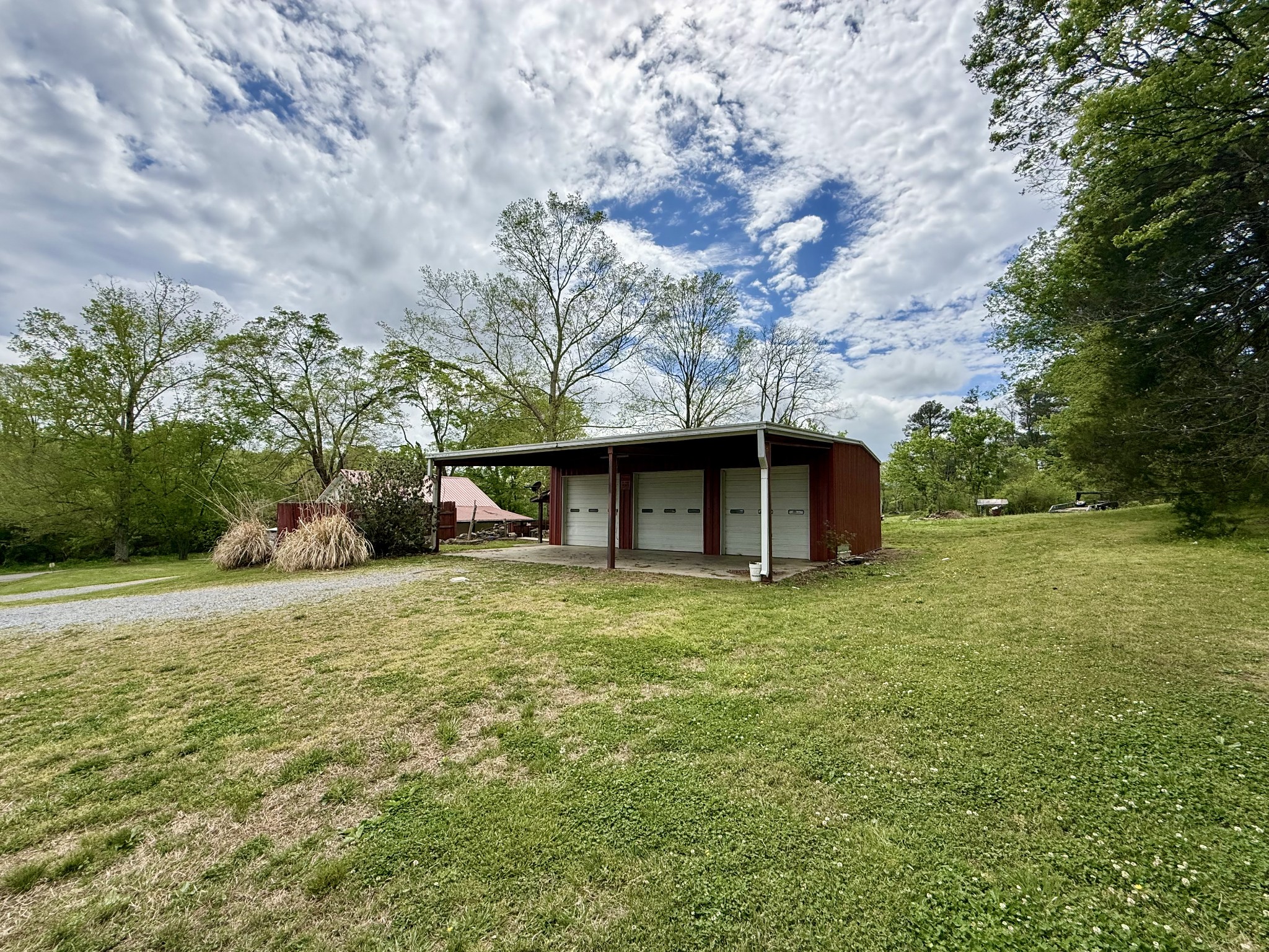 2114 Edgewood Rd Property Photo 5