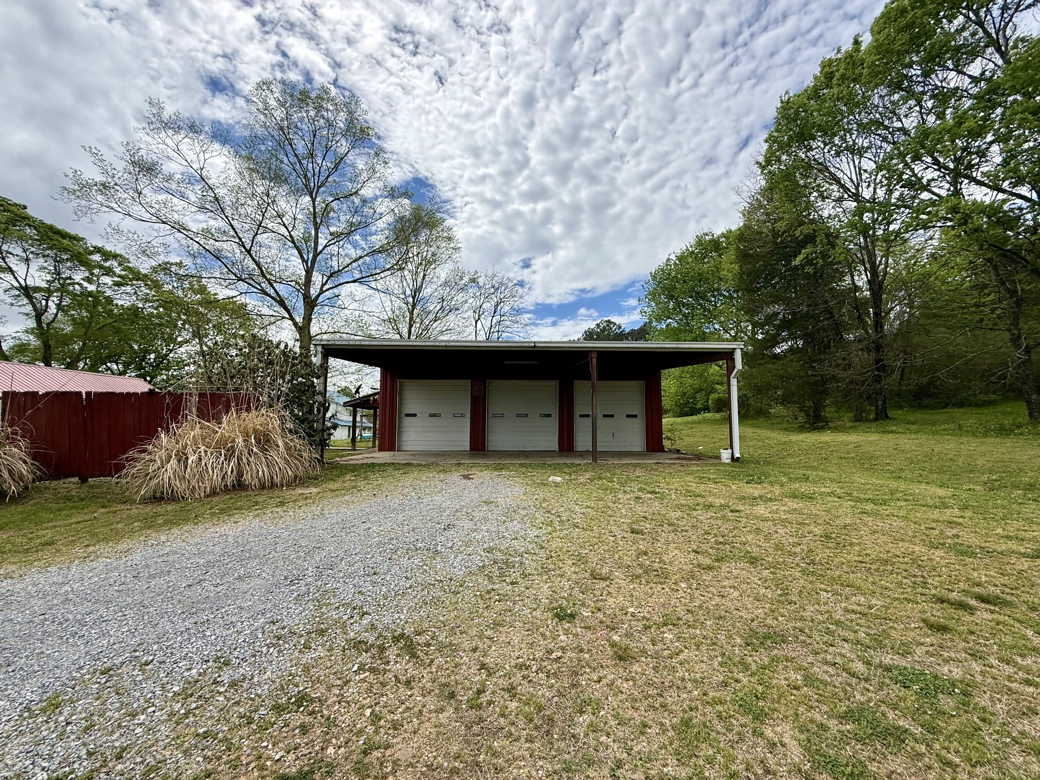 2114 Edgewood Rd Property Photo 6