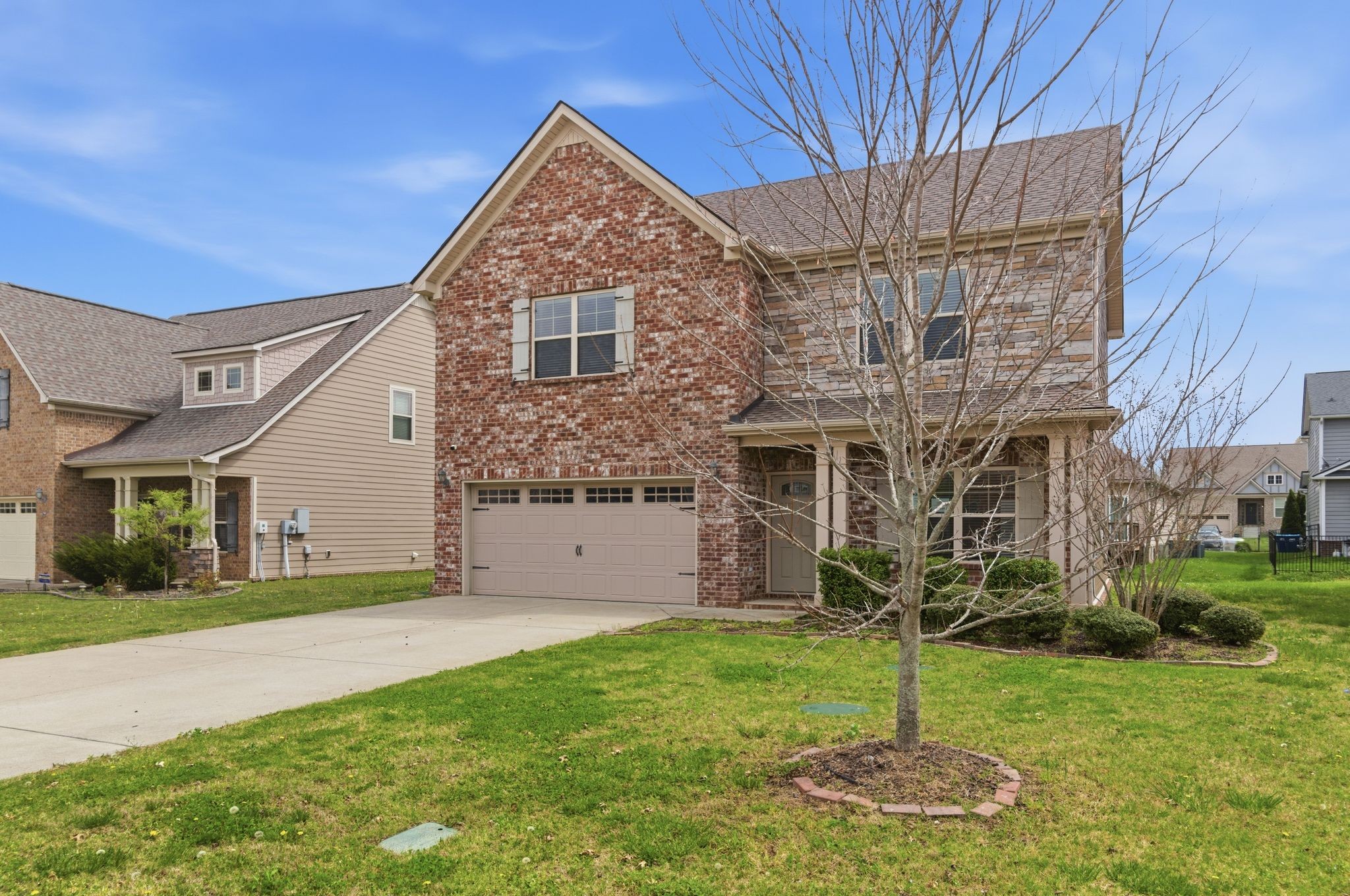 1129 Cotillion Dr Property Photo 3