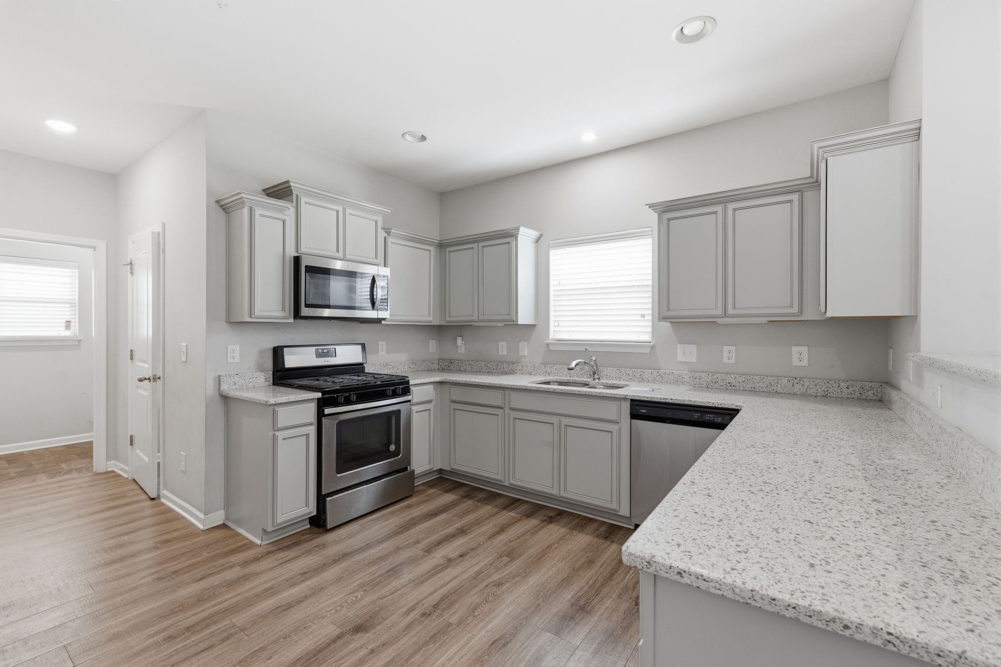 1129 Cotillion Dr Property Photo 10