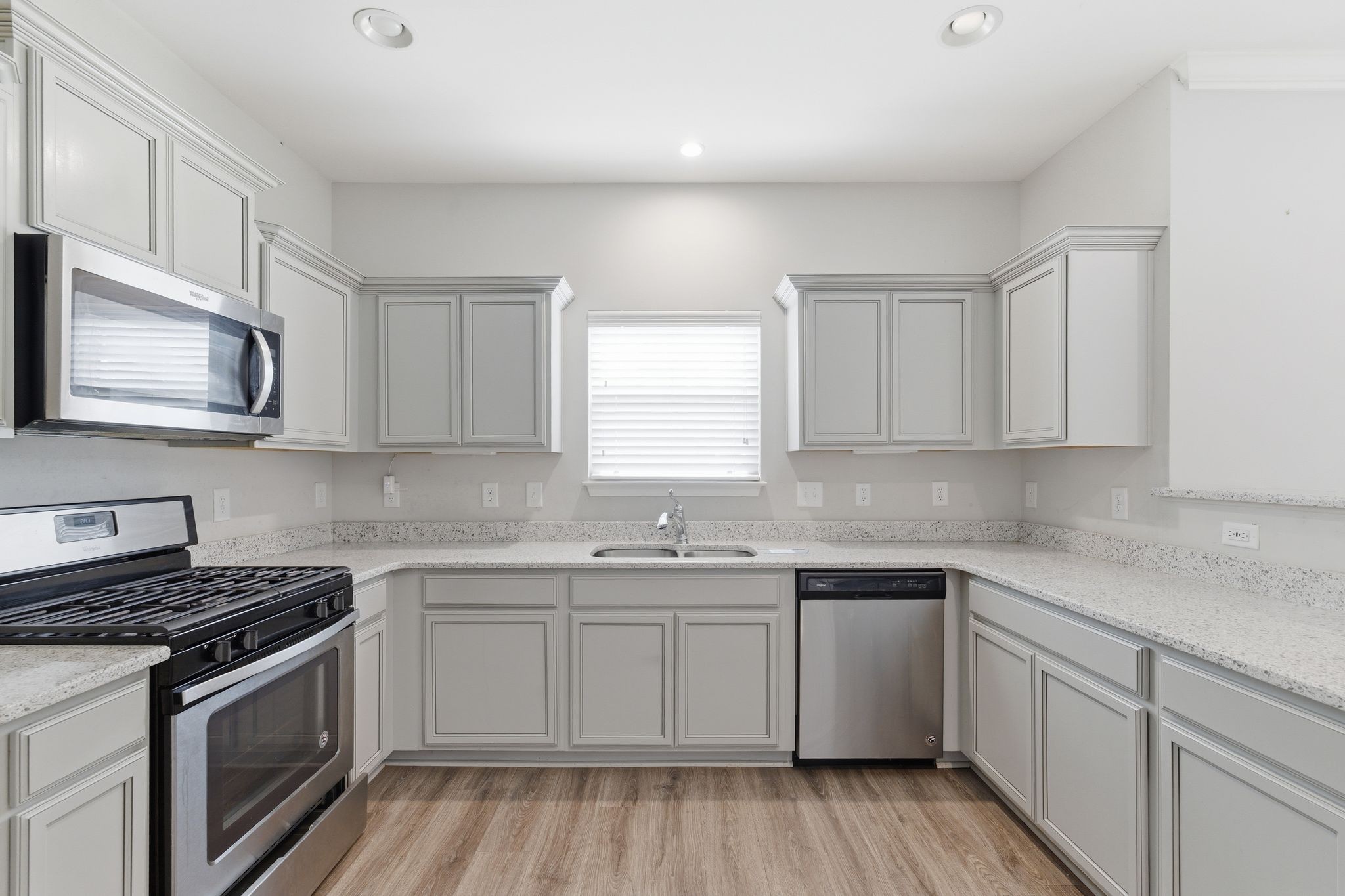 1129 Cotillion Dr Property Photo 14