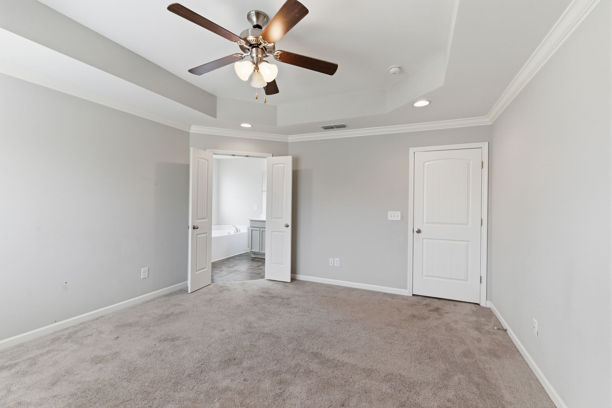 1129 Cotillion Dr Property Photo 16