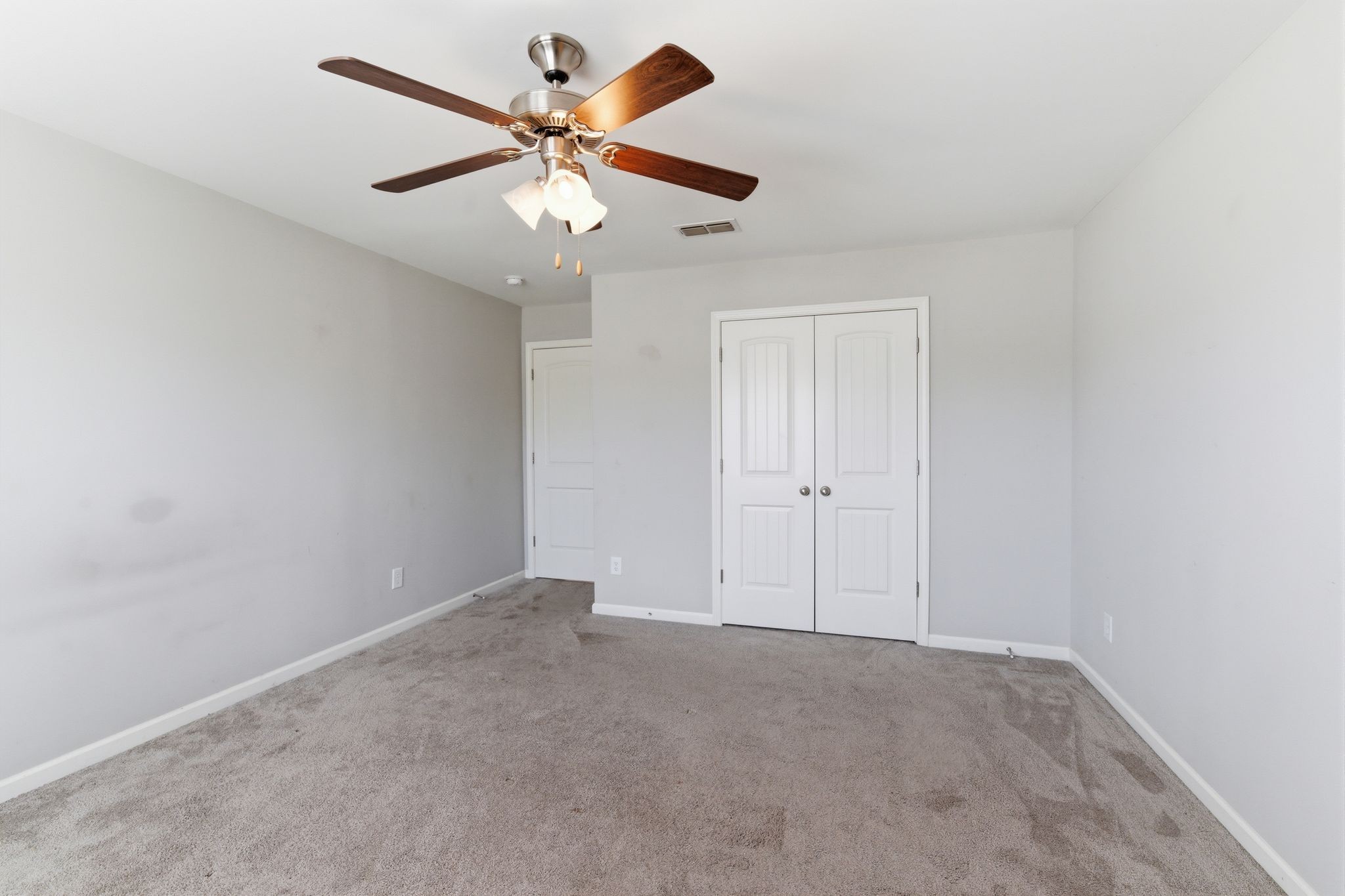 1129 Cotillion Dr Property Photo 23