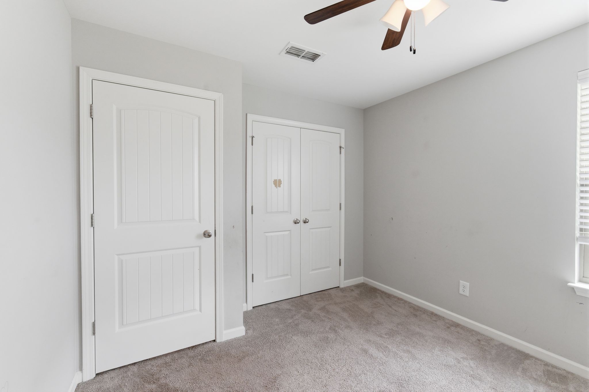1129 Cotillion Dr Property Photo 25