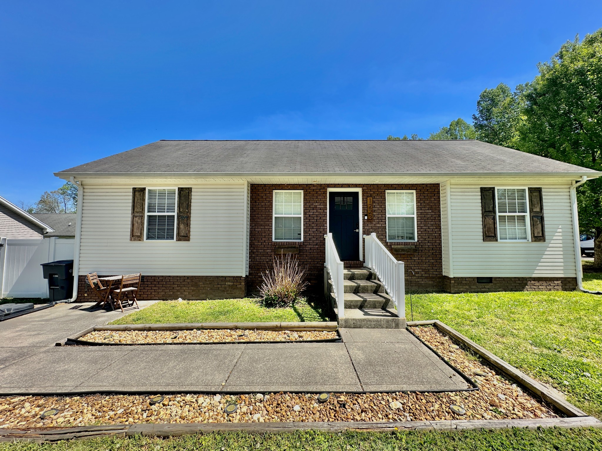 1223 Quail Hollow Cir Property Photo 1