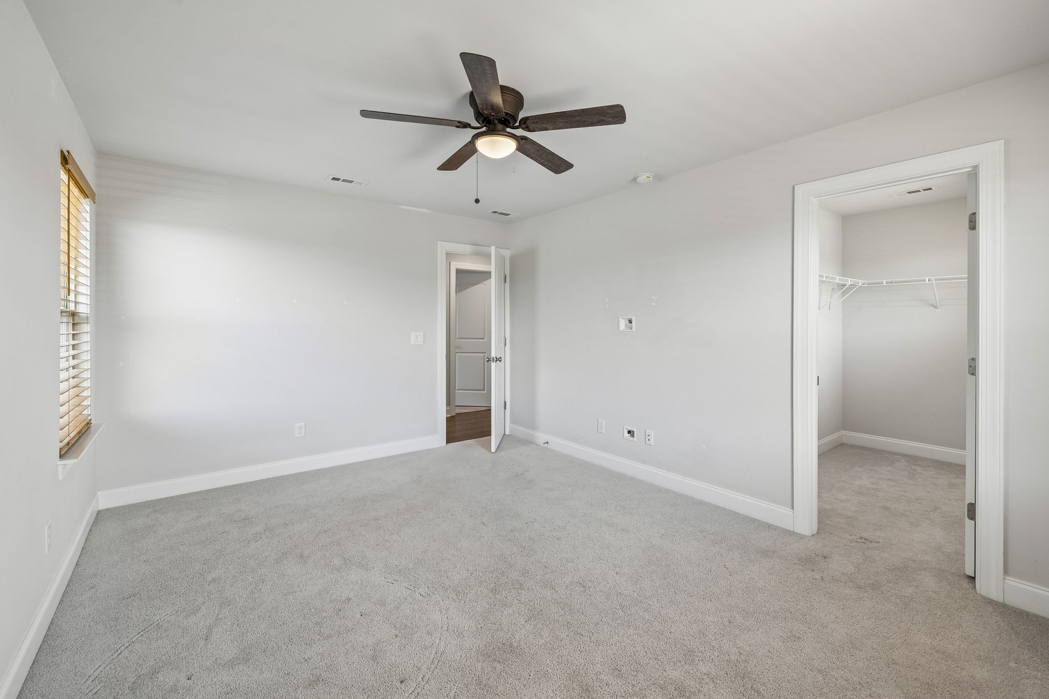 316 Cedar Glade Ct Property Photo 40