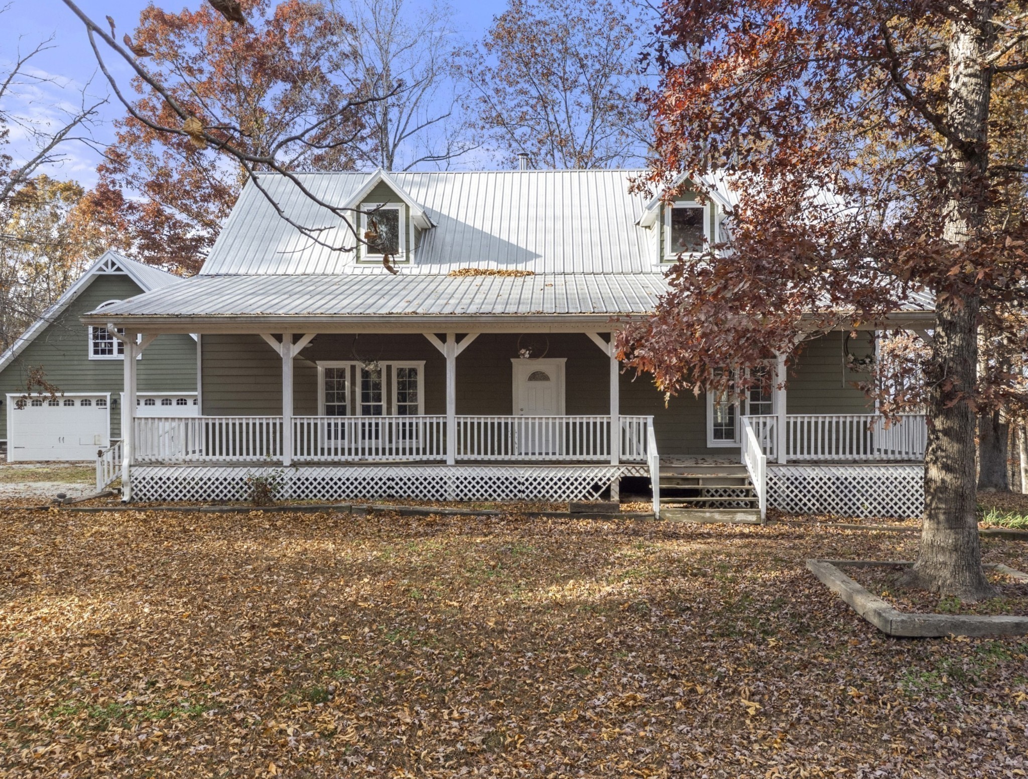 1148 Stoltz Rd