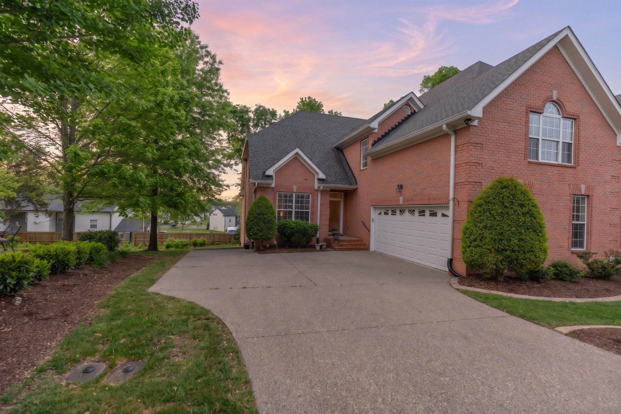 131 Belmont Cir Property Photo 1