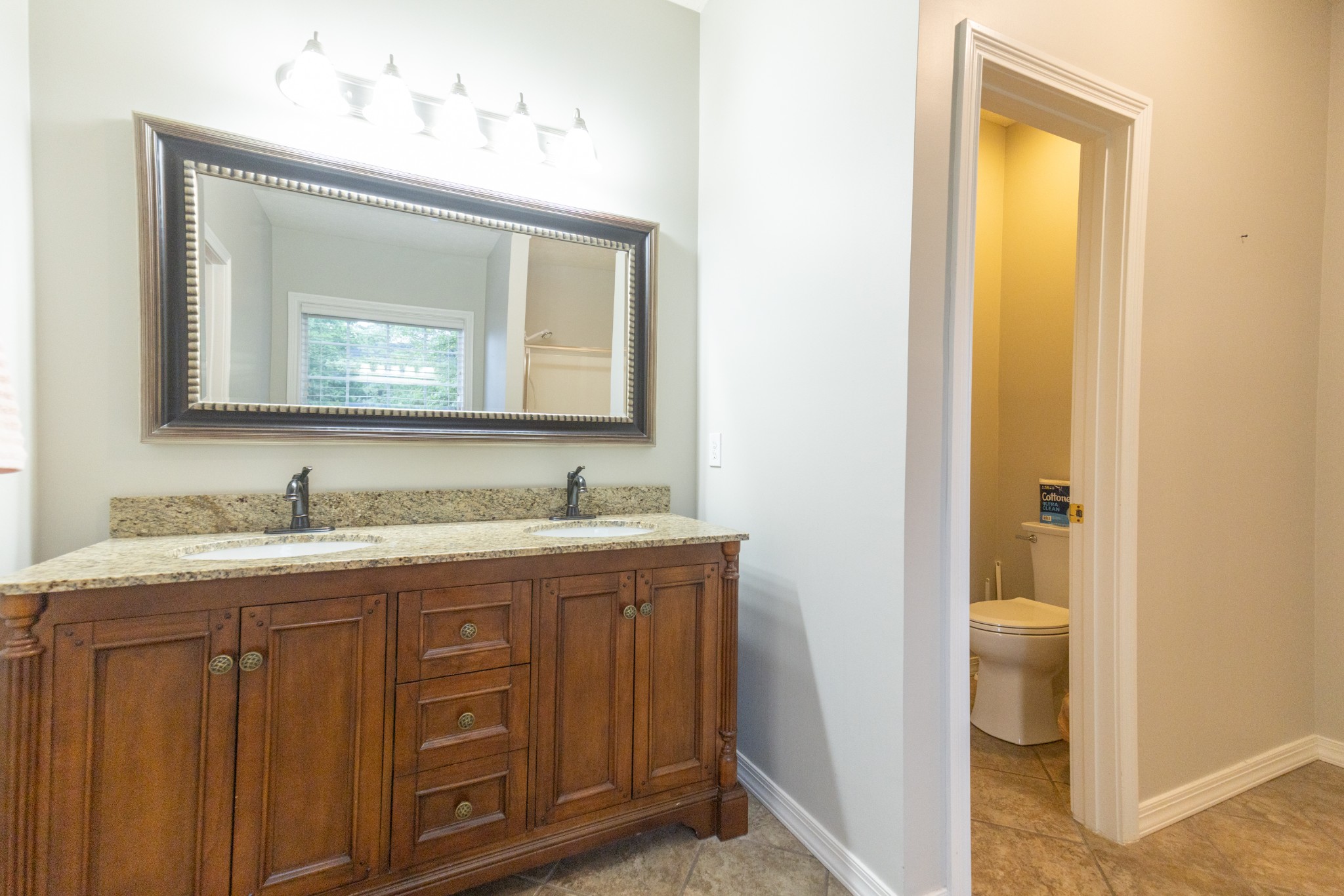 131 Belmont Cir Property Photo 8