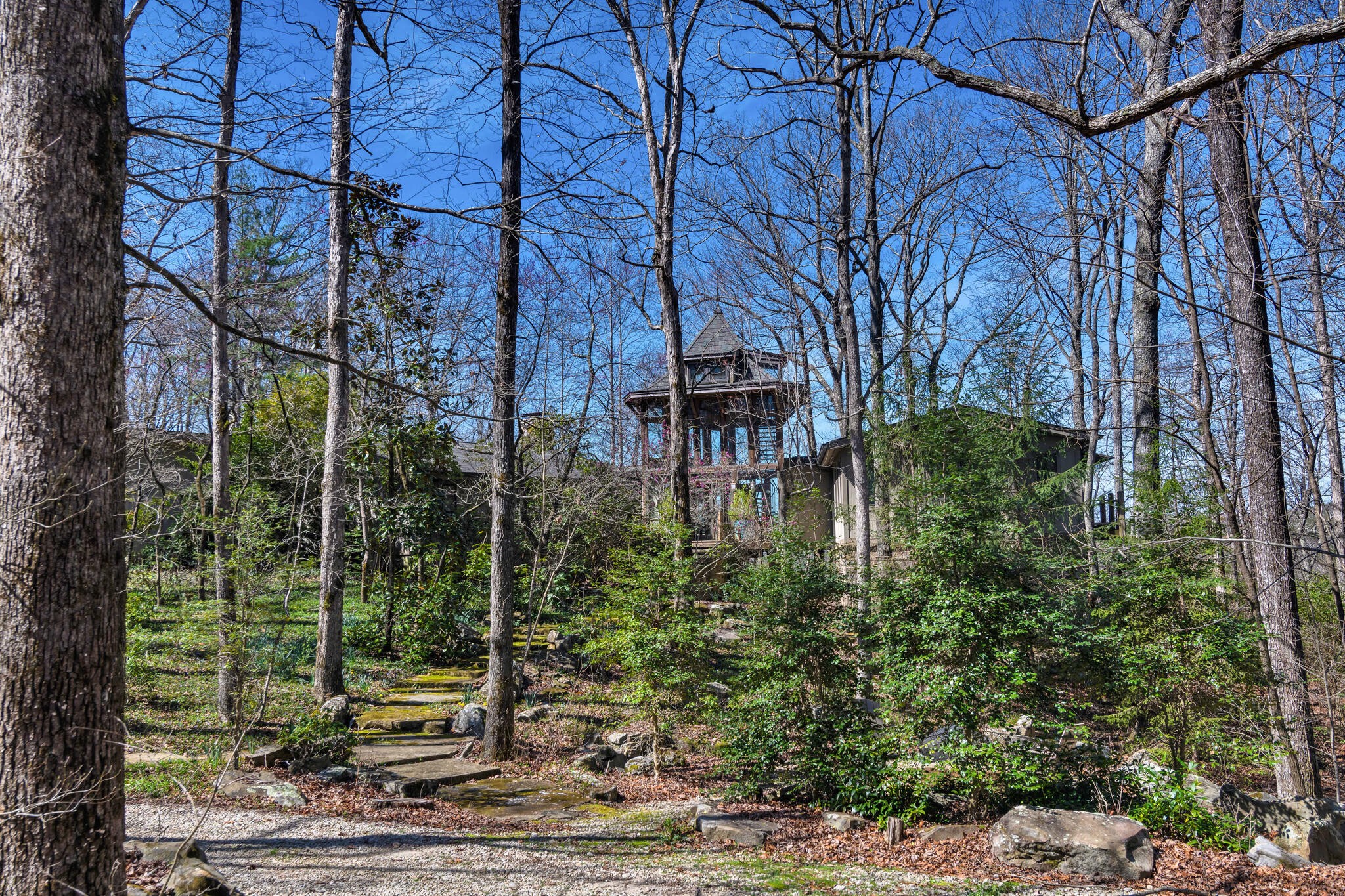 232 Hollingsworth Cove Rd Property Photo 2
